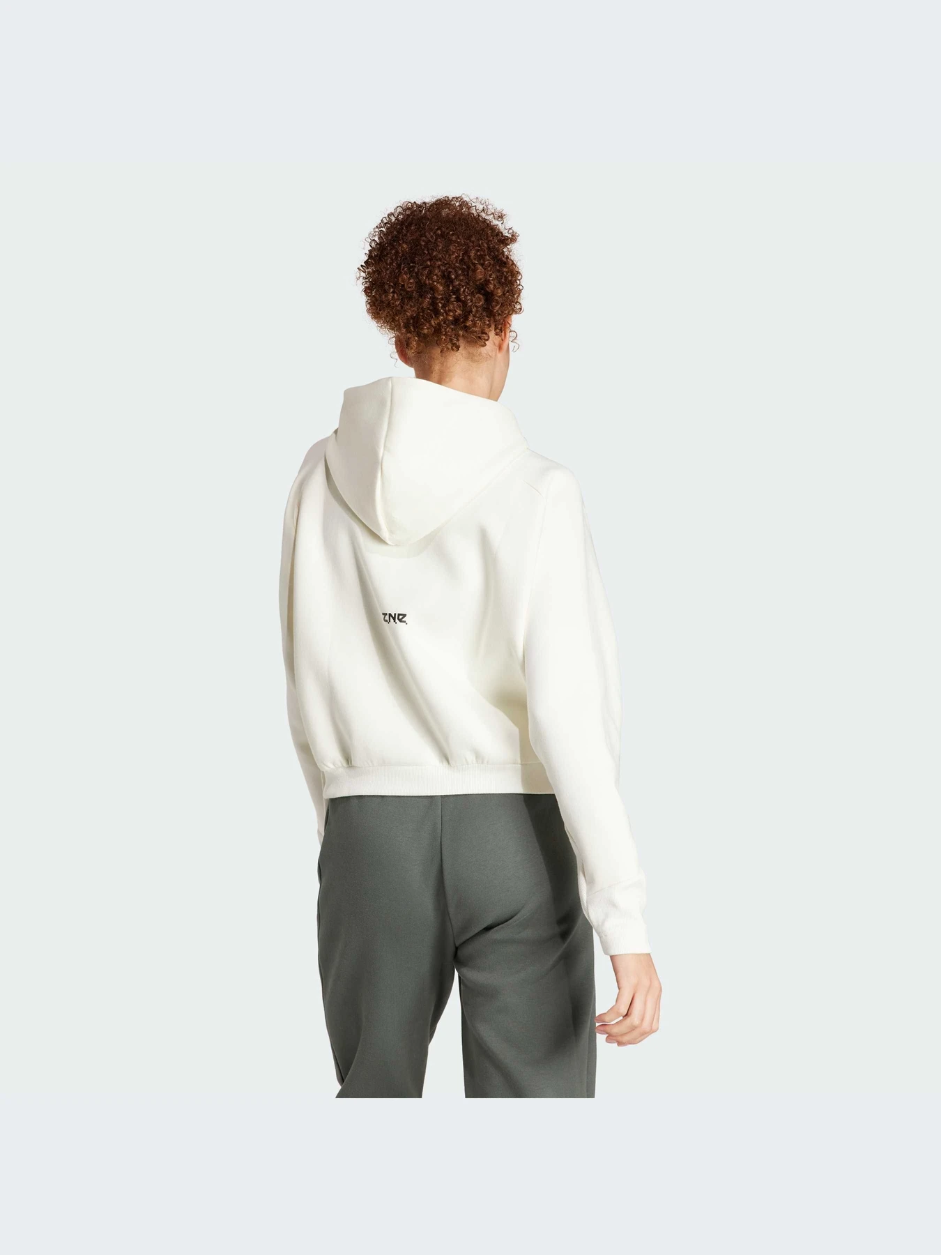 Худи и свитшоты Adidas ZNE модель IS3918 Худи и свитшоты Adidas ZNE модель IS3918 Фото