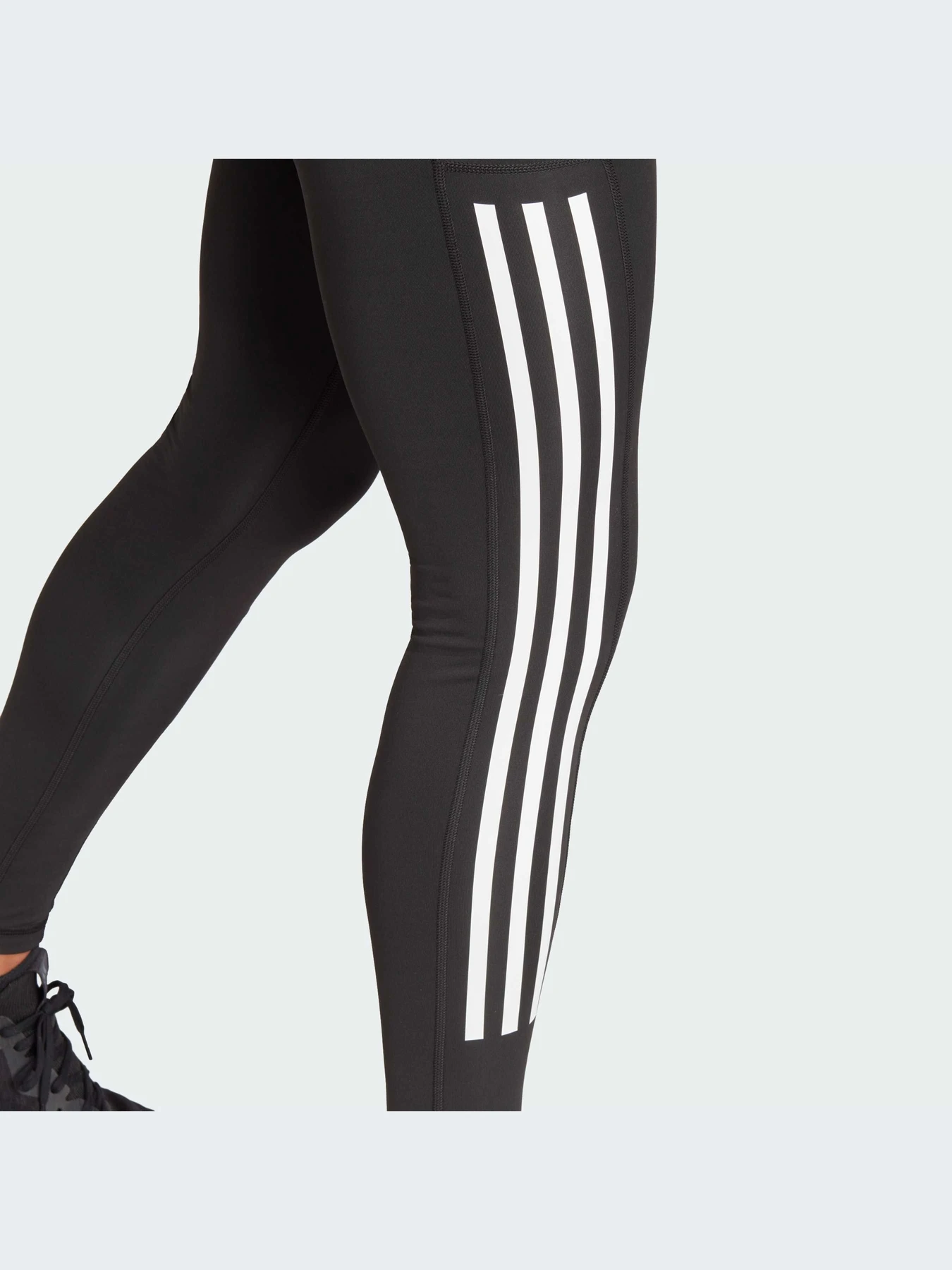 Брюки Adidas 3 Stripes модель IT9105 Брюки Adidas 3 Stripes модель IT9105 Фото