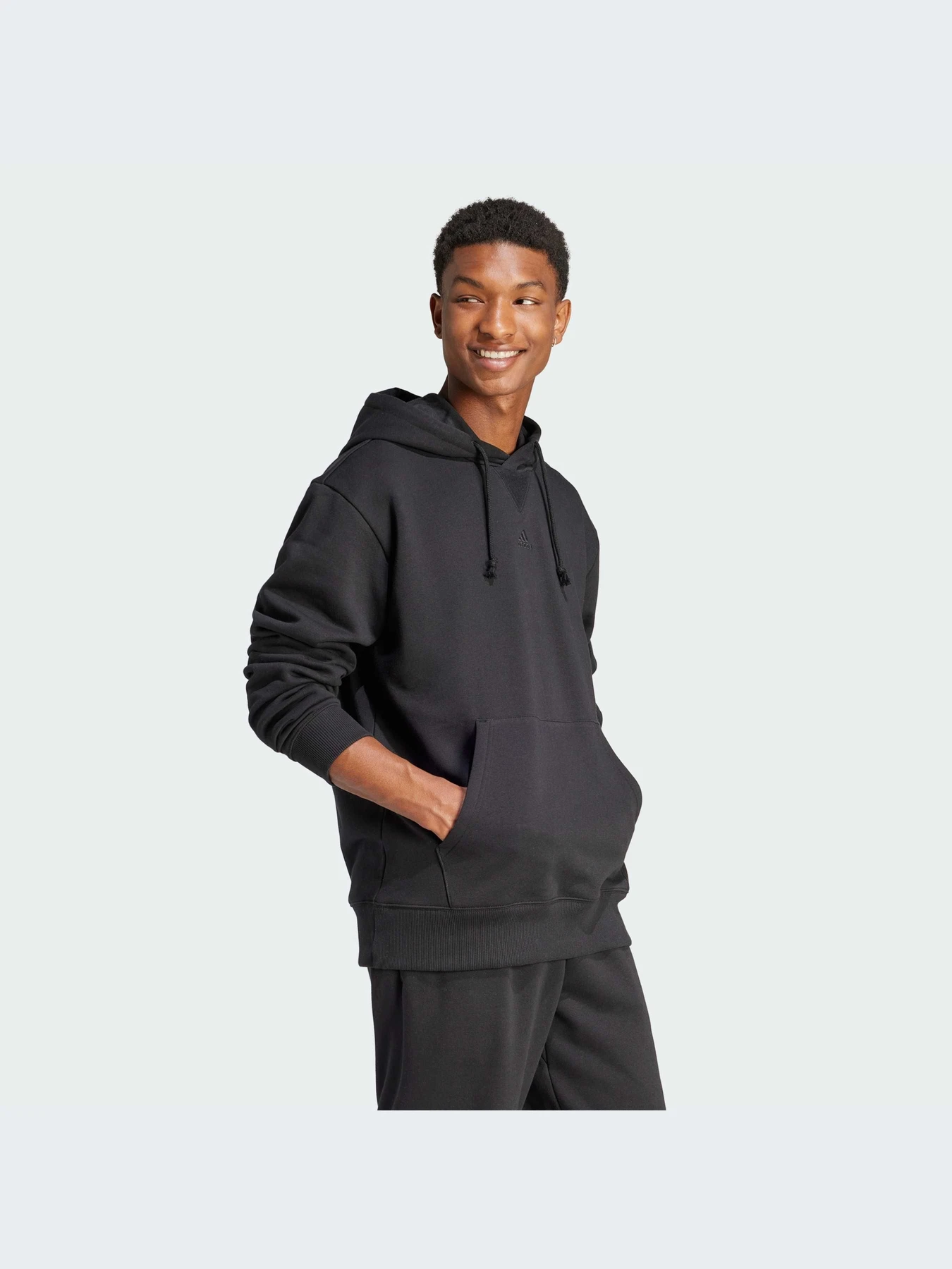 Худи и свитшоты Adidas модель IX3949 Худи и свитшоты Adidas модель IX3949 Фото