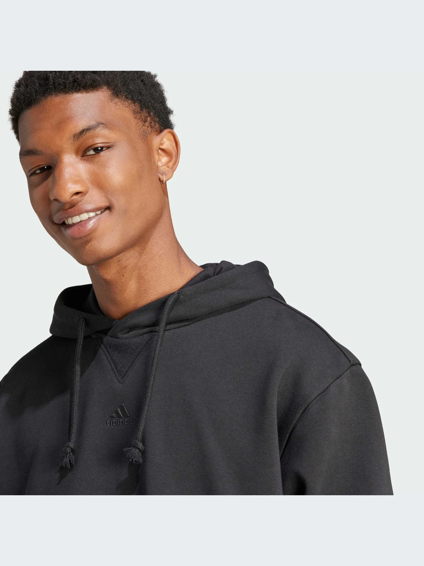 Худи и свитшоты Adidas модель IX3949 Худи и свитшоты Adidas модель IX3949 Фото