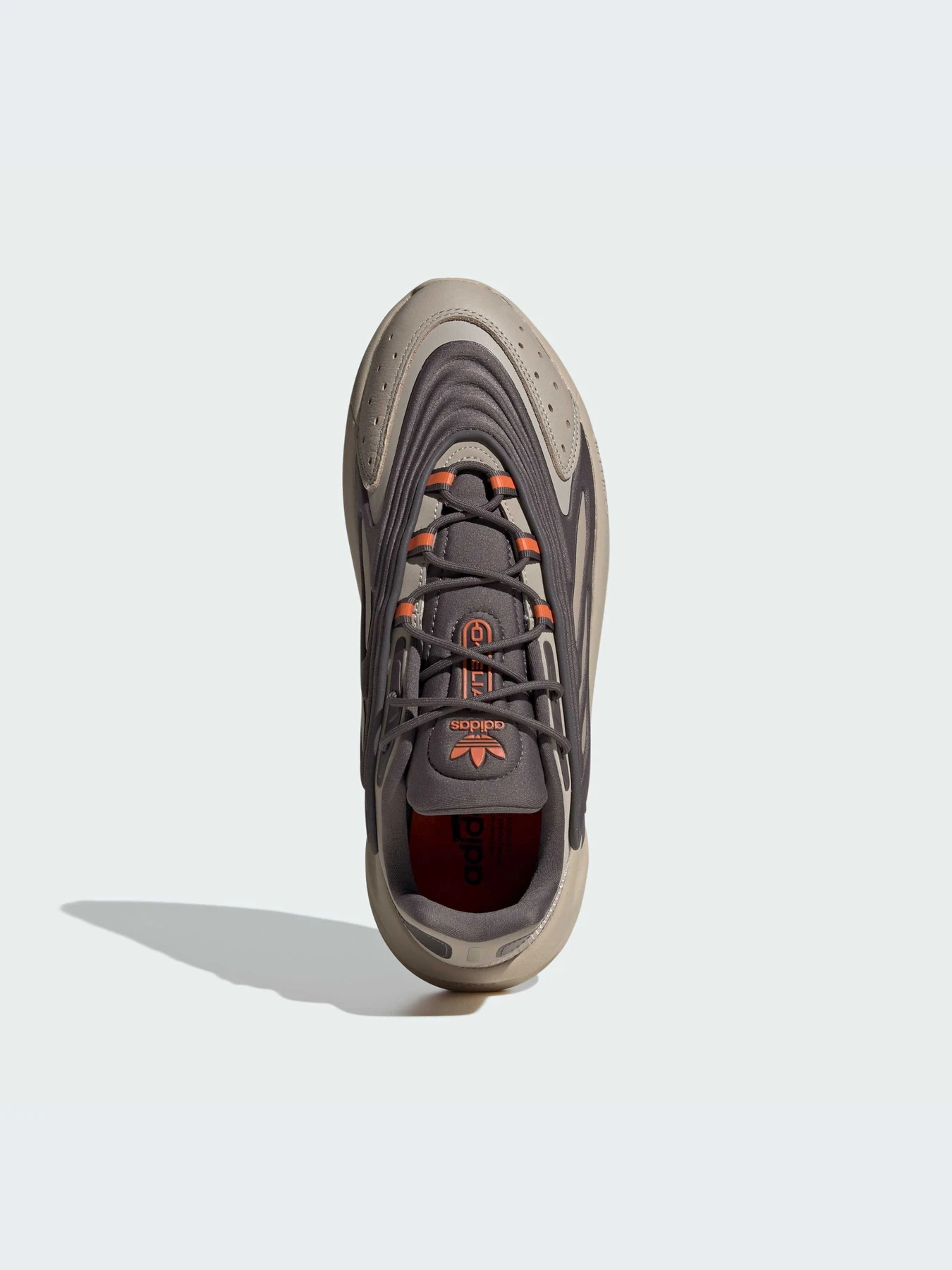 Кроссовки Adidas Ozweego модель IF8670 Кроссовки Adidas Ozweego модель IF8670 Фото
