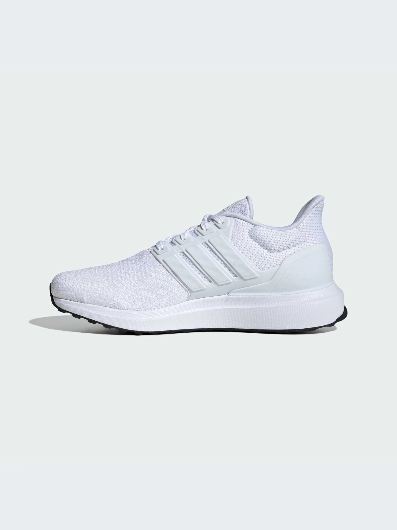 Кроссовки Adidas модель IG6000 Кроссовки Adidas модель IG6000 Фото