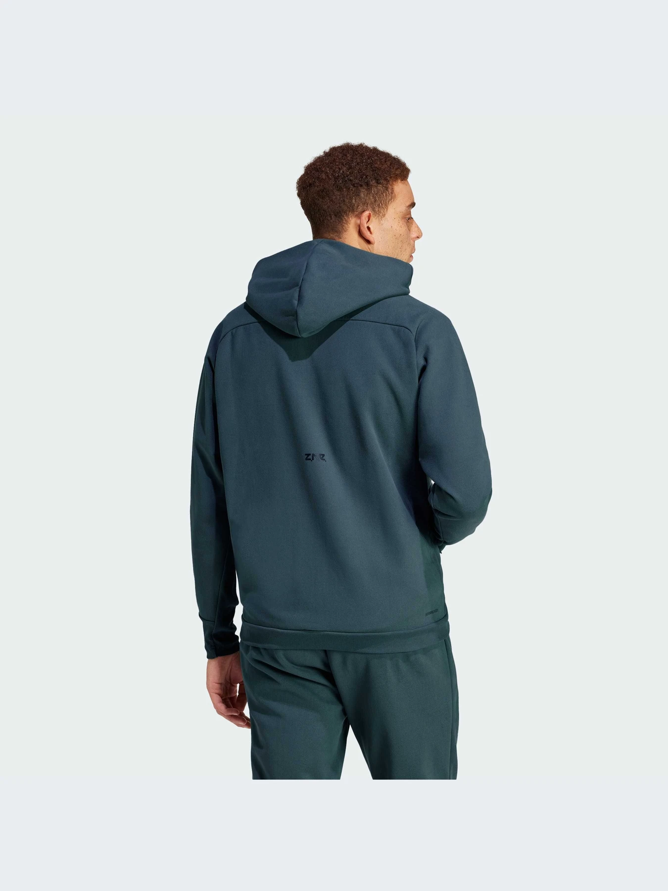 Худи и свитшоты Adidas ZNE модель IR5240 Худи и свитшоты Adidas ZNE модель IR5240 Фото