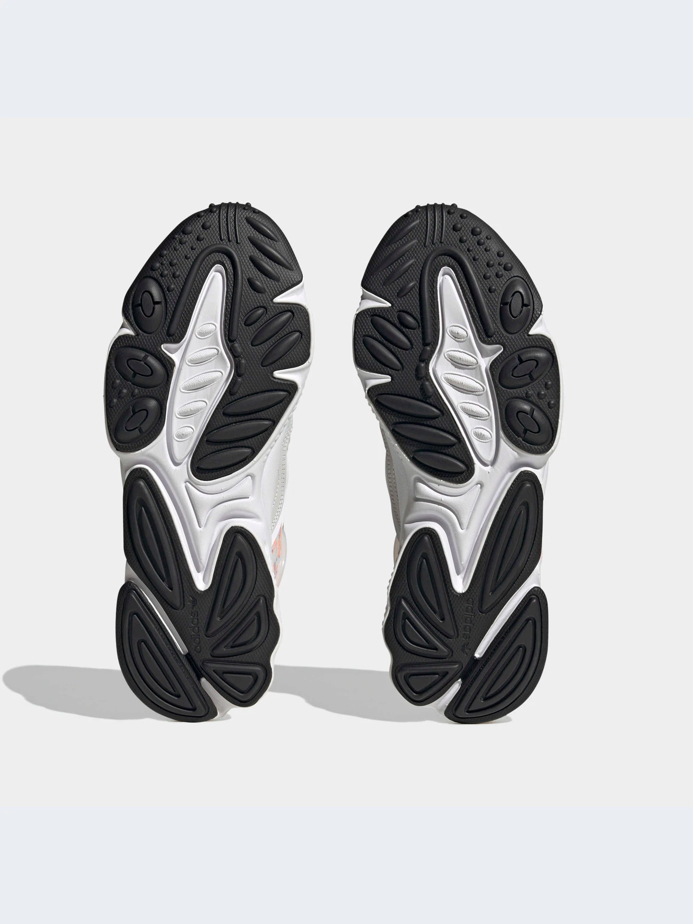Кроссовки Adidas Ozweego модель HP6380 Кроссовки Adidas Ozweego модель HP6380 Фото