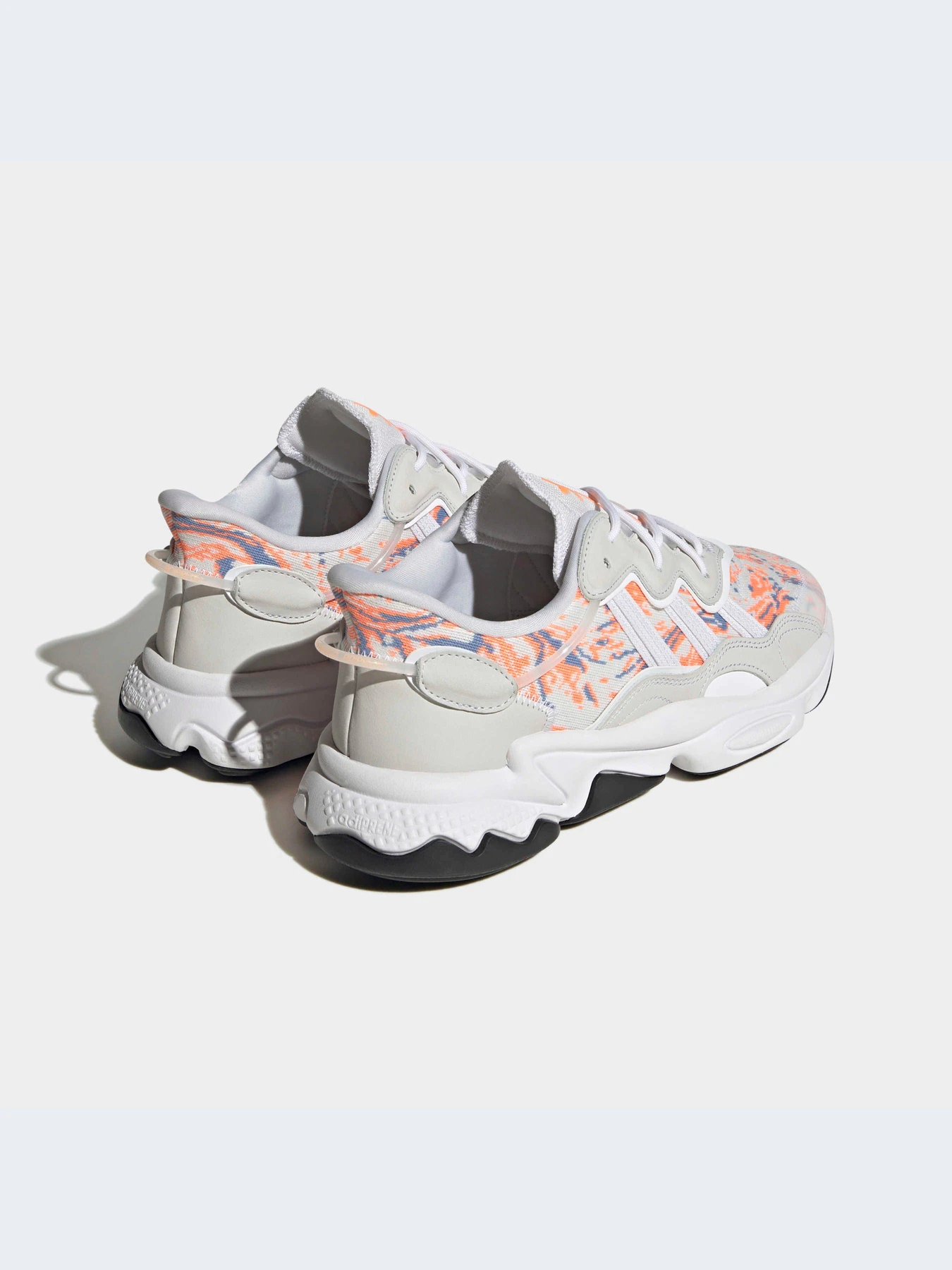 Кроссовки Adidas Ozweego модель HP6380 Кроссовки Adidas Ozweego модель HP6380 Фото