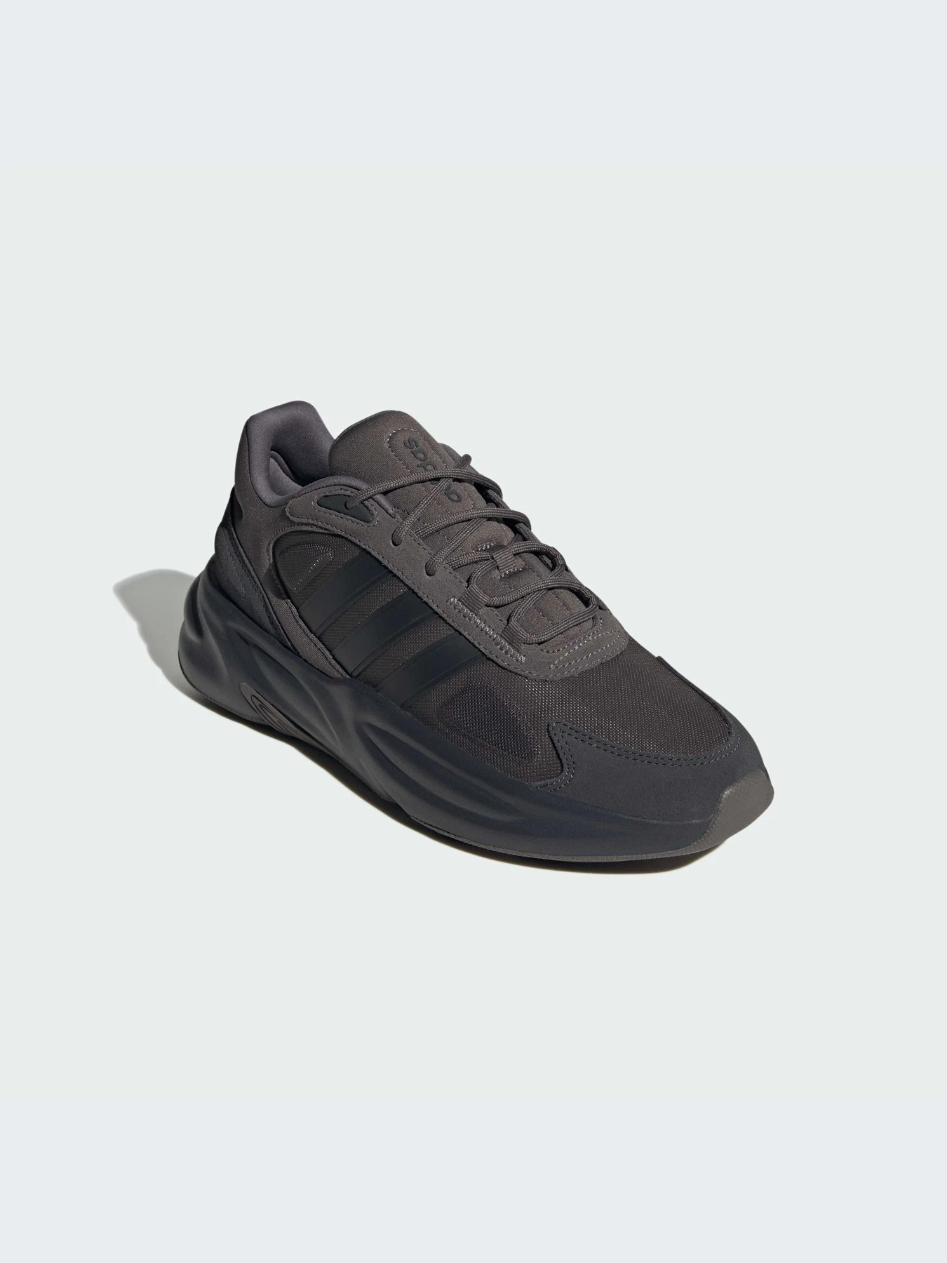 Кроссовки Adidas Ozweego модель IG5984 Кроссовки Adidas Ozweego модель IG5984 Фото