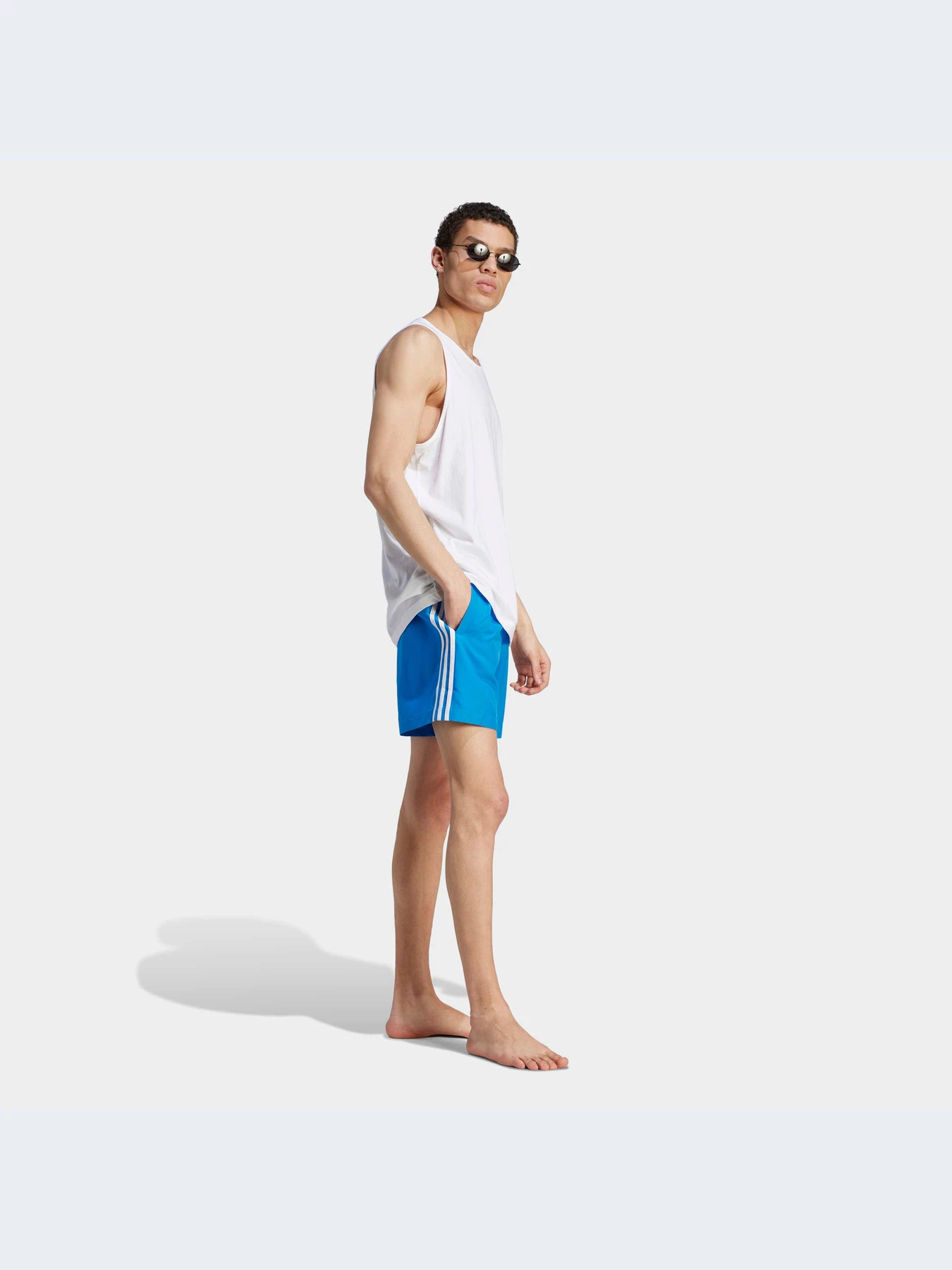 Одежда для пляжа Adidas Adicolor модель IK9194 Одежда для пляжа Adidas Adicolor модель IK9194 Фото