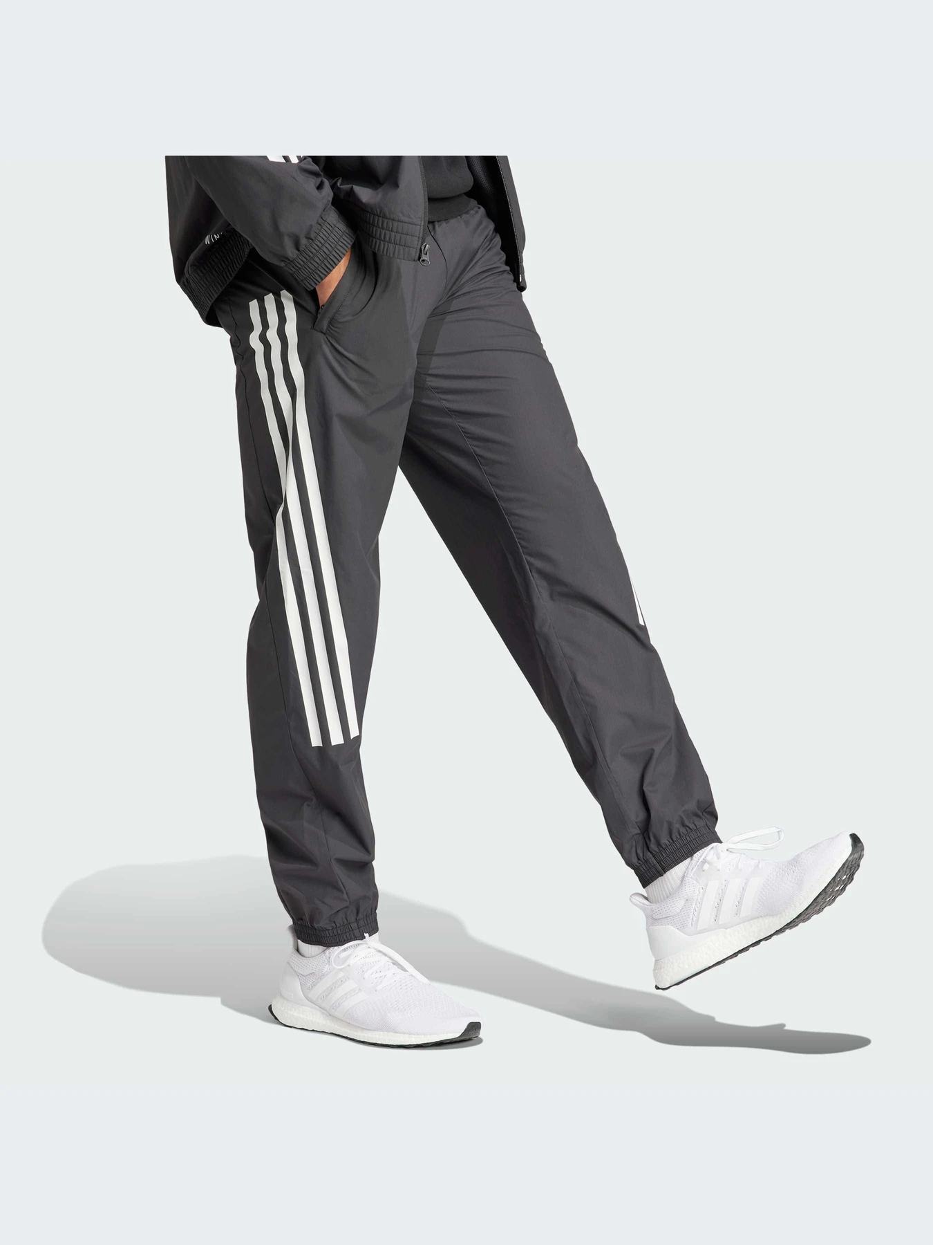 Брюки Adidas 3 Stripes модель IN3318 Брюки Adidas 3 Stripes модель IN3318 Фото
