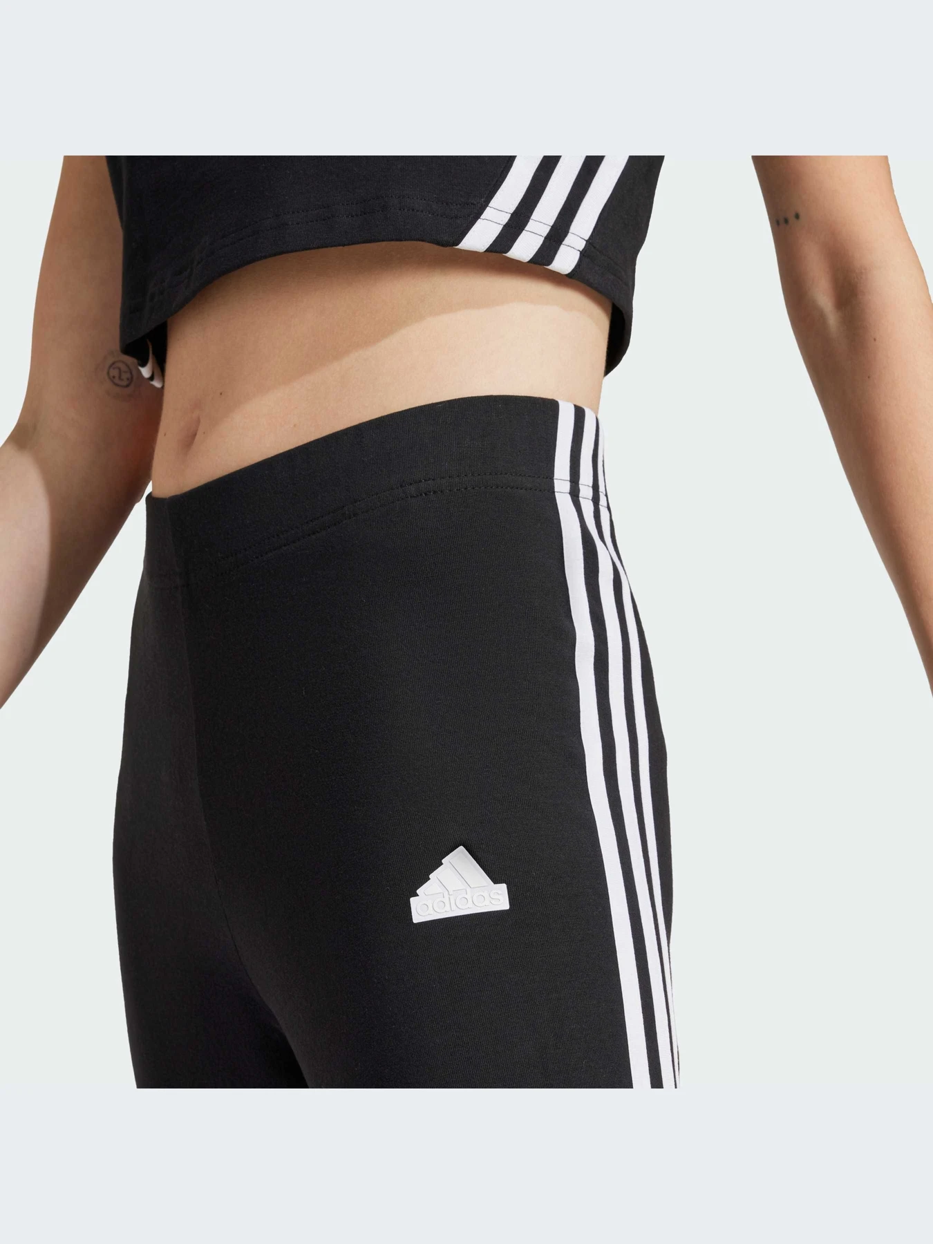 Брюки Adidas 3 Stripes модель IP1570 Фото