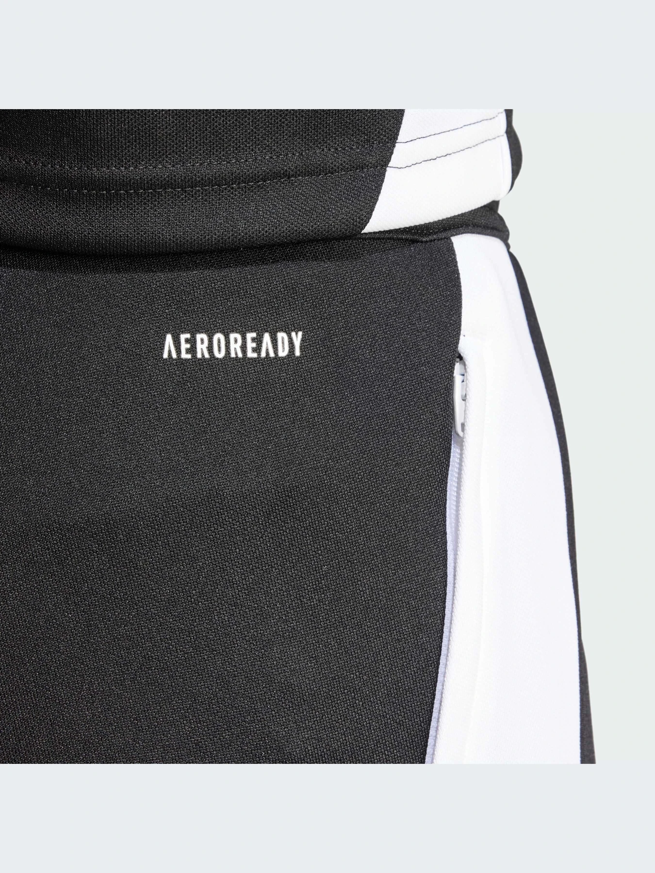 Брюки Adidas Tiro модель IP1953 Брюки Adidas Tiro модель IP1953 Фото