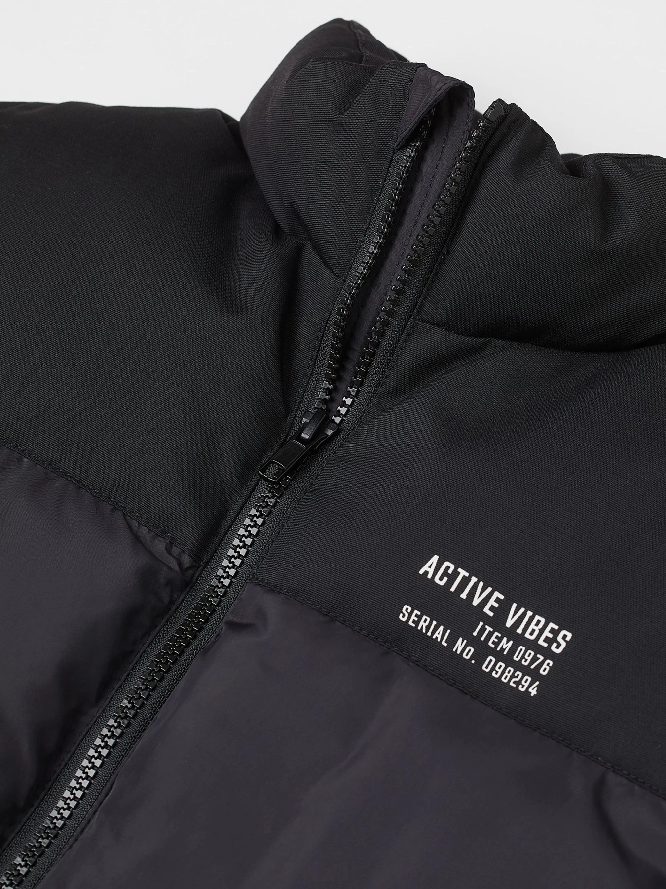 Куртки и дубленки H&M модель 71623 Фото