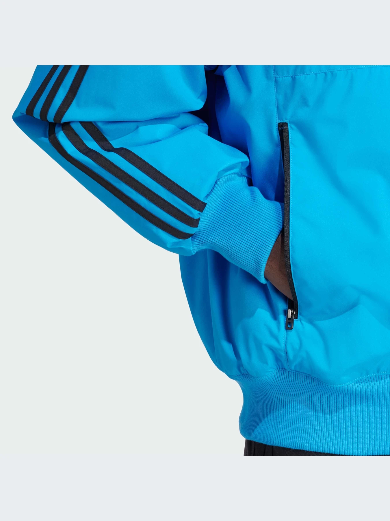 Куртки та дублянки Adidas модель IS5386 Куртки та дублянки Adidas модель IS5386 Фото