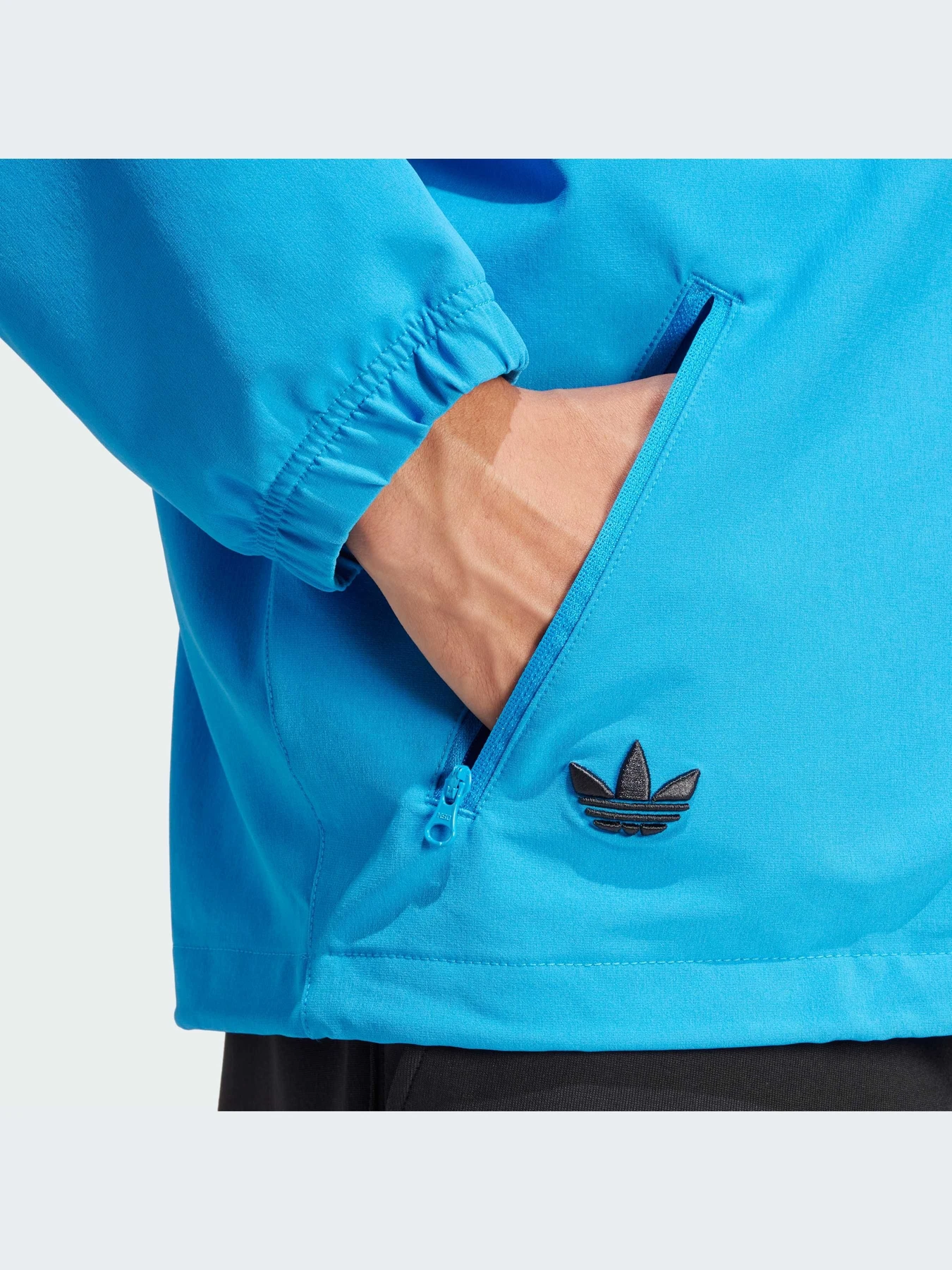 Худі та світшоти Adidas модель IR9447 Худі та світшоти Adidas модель IR9447 Фото