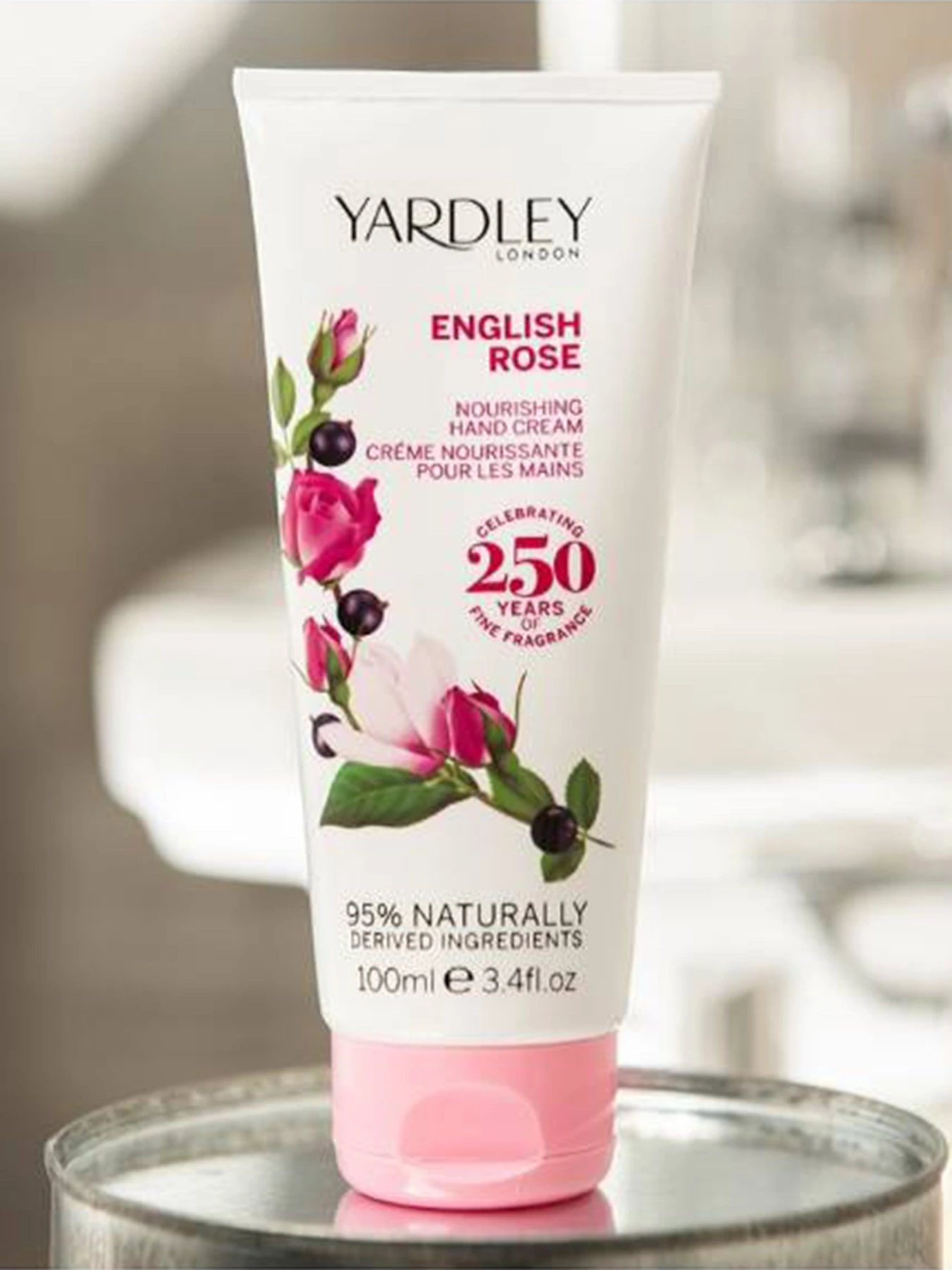 Крем для рук Yardley London модель 5060322952178 Крем для рук Yardley London модель 5060322952178 Фото
