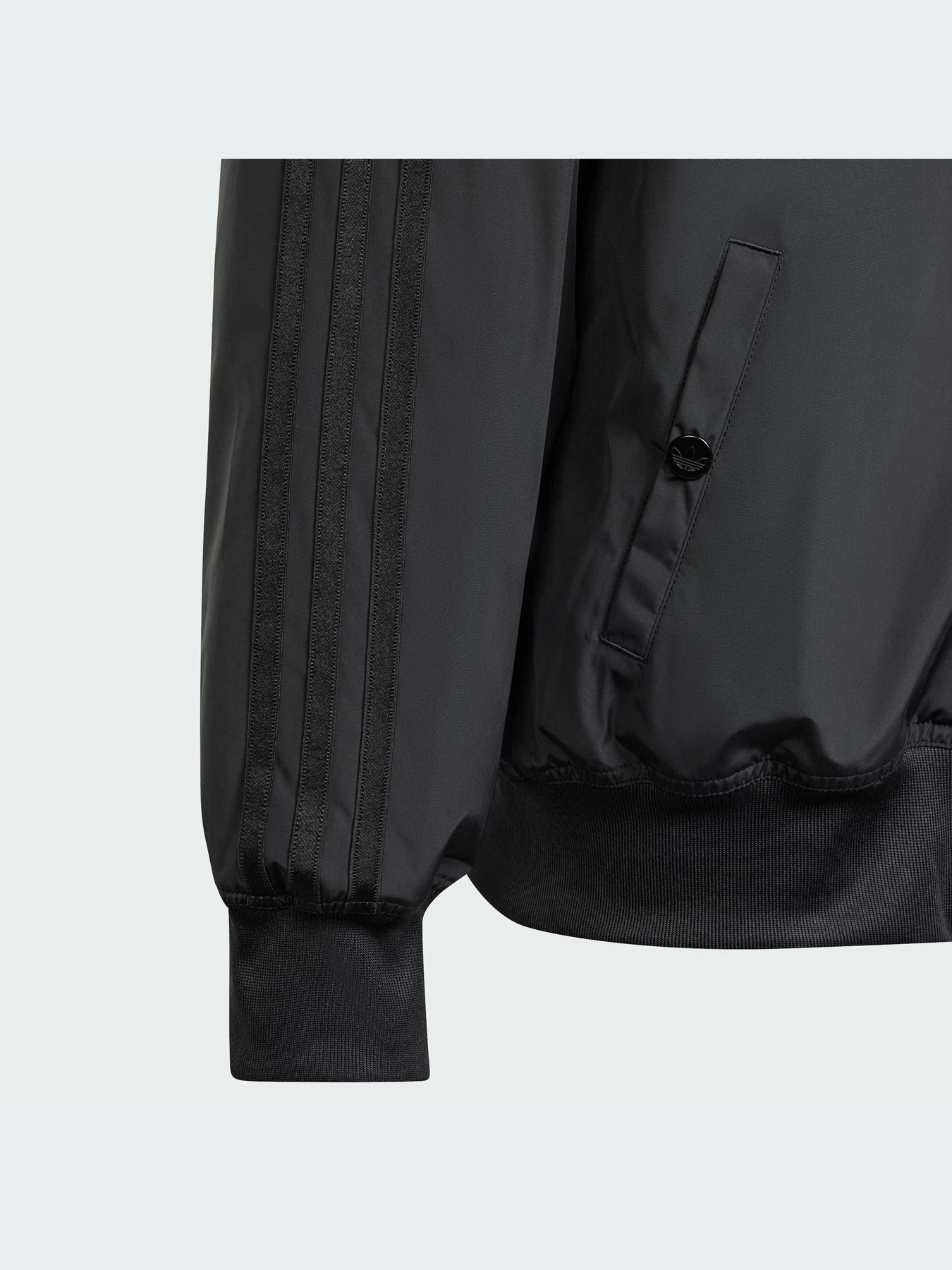 Куртки и дубленки Adidas модель IS0835 Куртки и дубленки Adidas модель IS0835 Фото