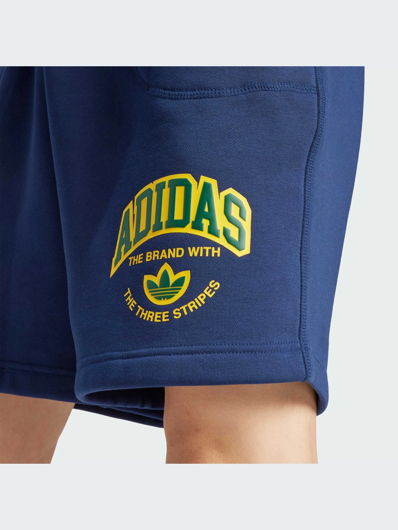 Шорты Adidas Graphics модель IS2930 Фото