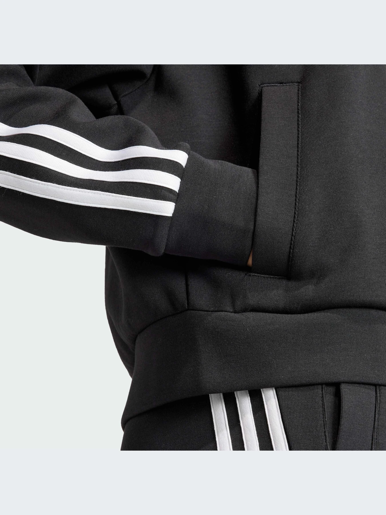 Худи и свитшоты Adidas 3 Stripes модель IN9475 Худи и свитшоты Adidas 3 Stripes модель IN9475 Фото