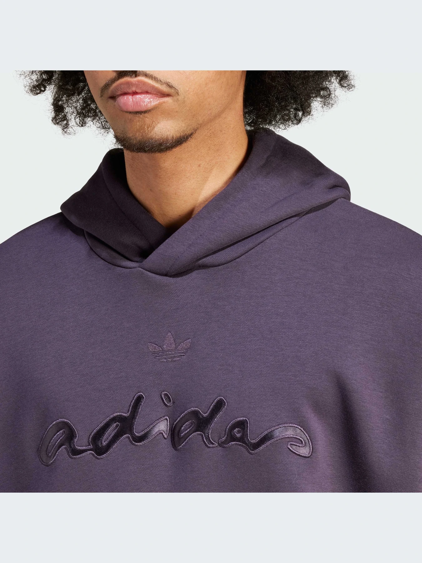 Худи и свитшоты Adidas Graphics модель IT7501 Худи и свитшоты Adidas Graphics модель IT7501 Фото