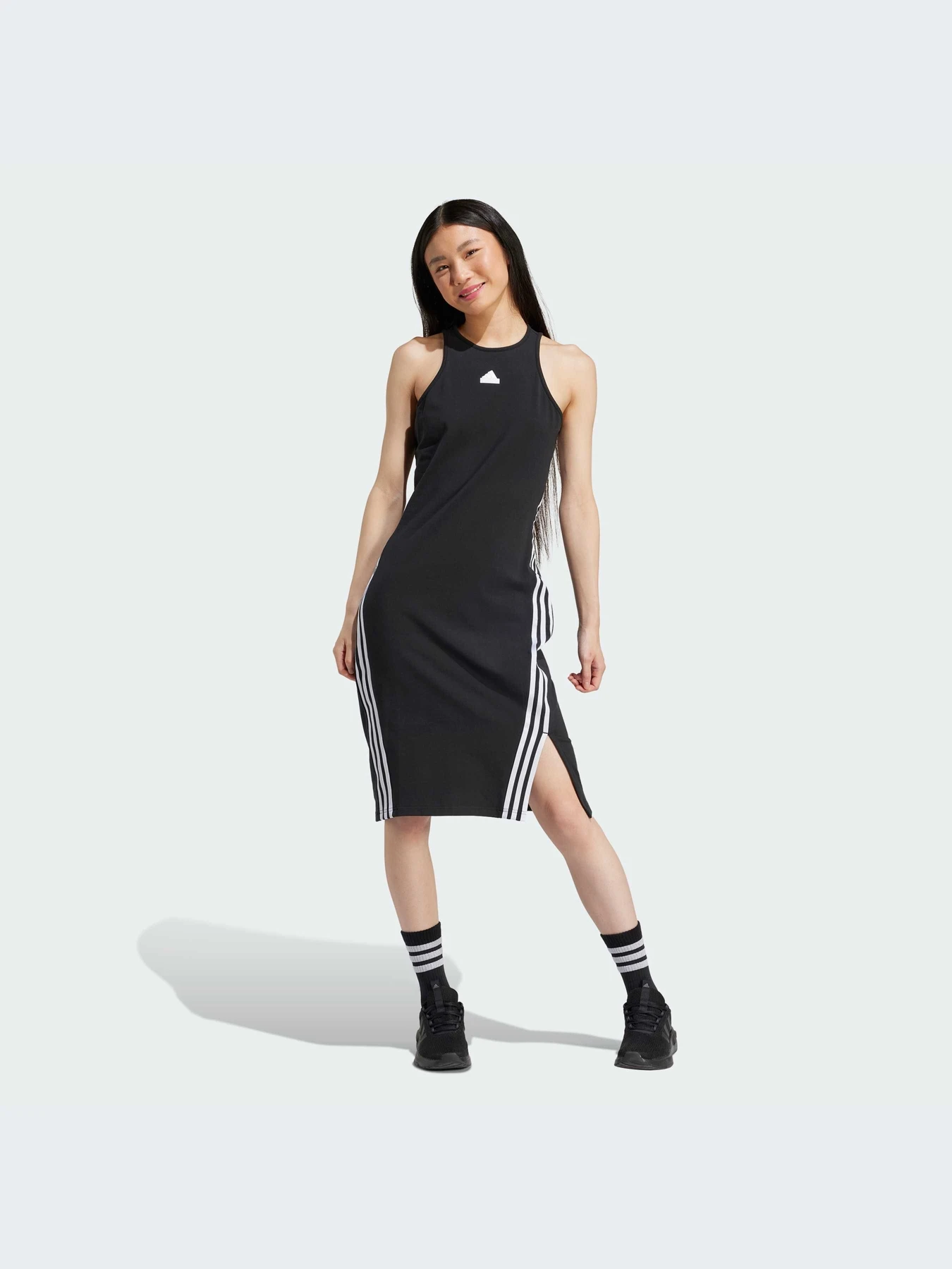 Платья Adidas 3 Stripes модель IP1575 Платья Adidas 3 Stripes модель IP1575 Фото