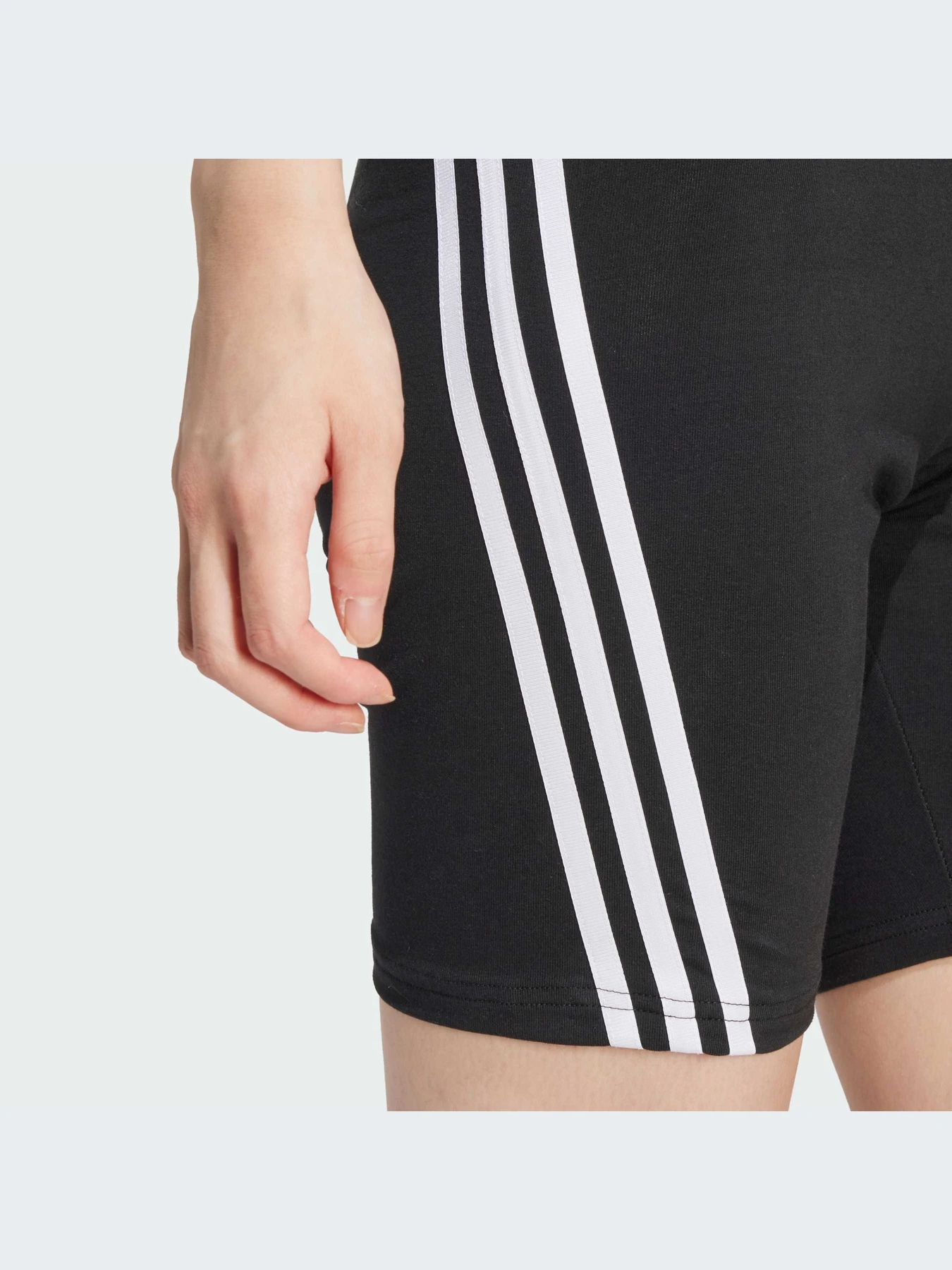 Шорты Adidas 3 Stripes модель IP1569 Фото