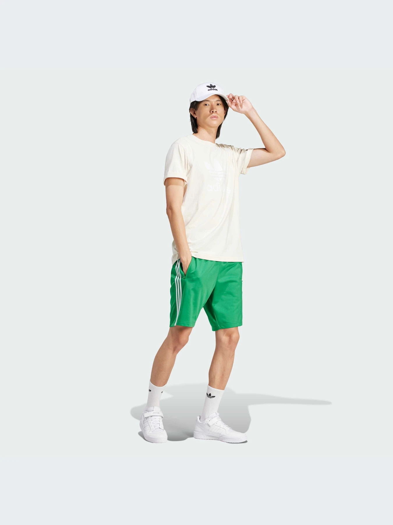 Футболки і поло Adidas Adicolor модель IU2367 Футболки і поло Adidas Adicolor модель IU2367 Фото