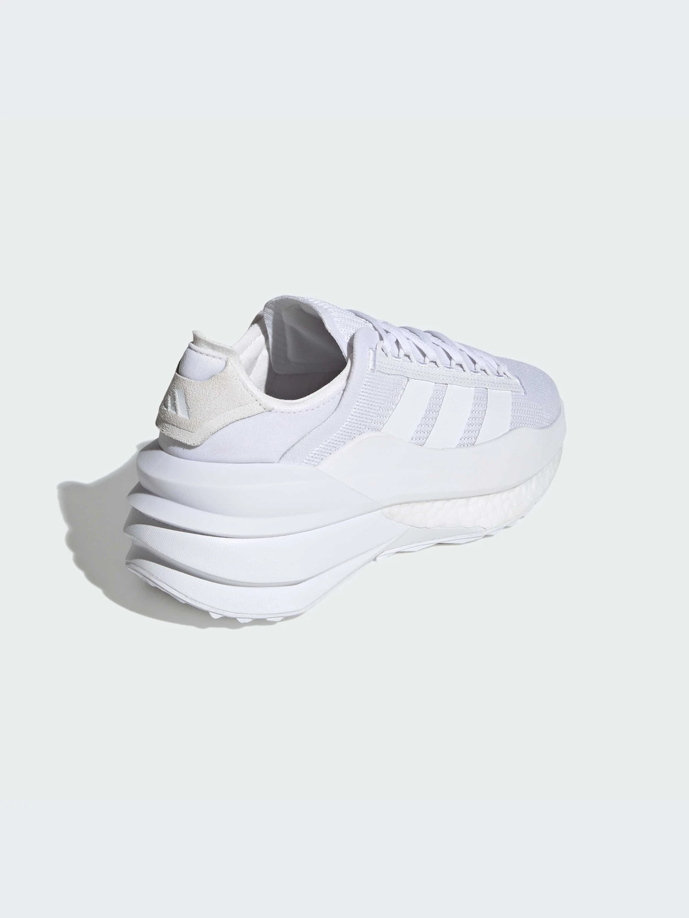 Кроссовки Adidas AVRYN модель IE8460 Фото