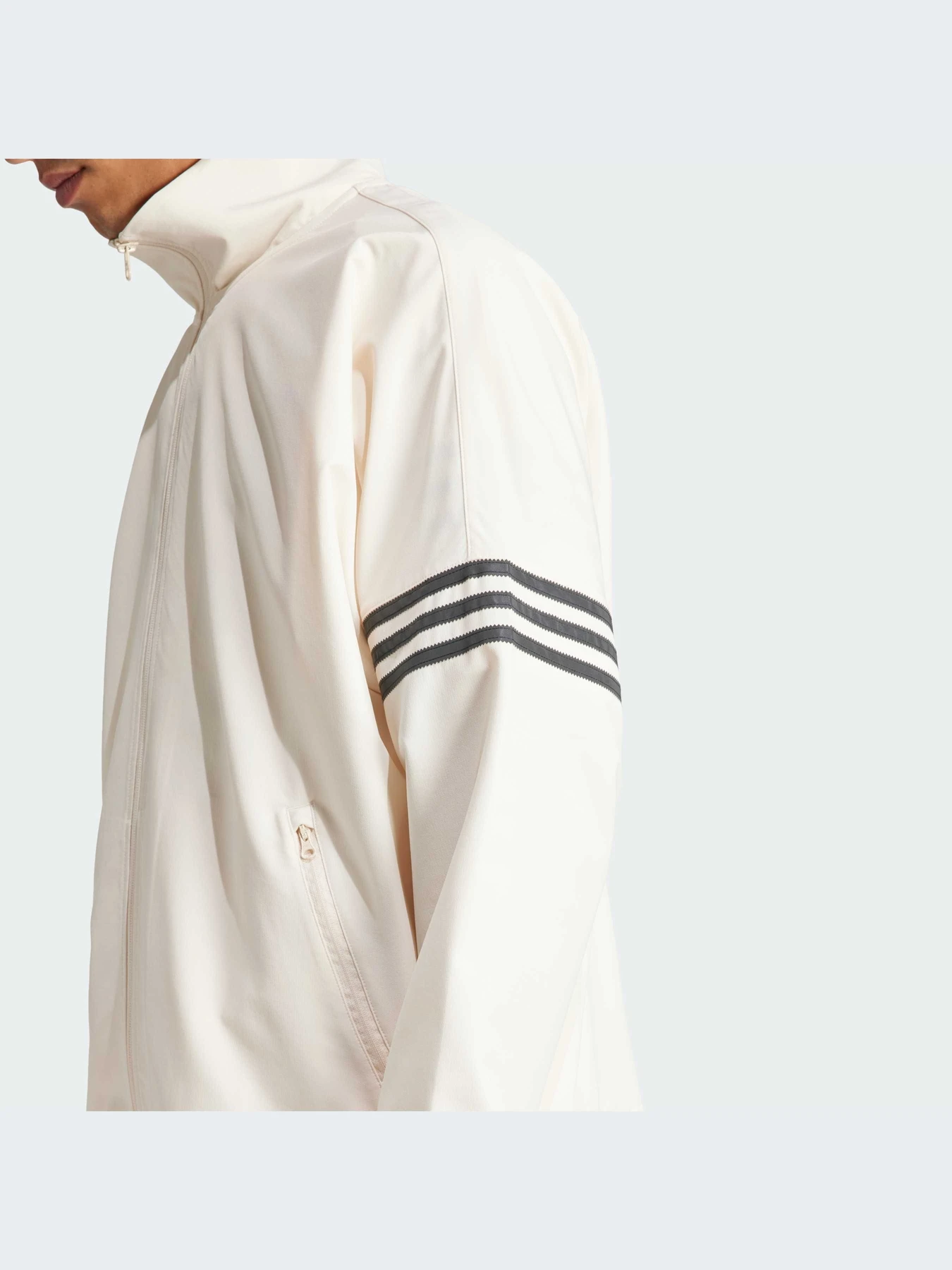 Худи и свитшоты Adidas модель IV5355 Худи и свитшоты Adidas модель IV5355 Фото