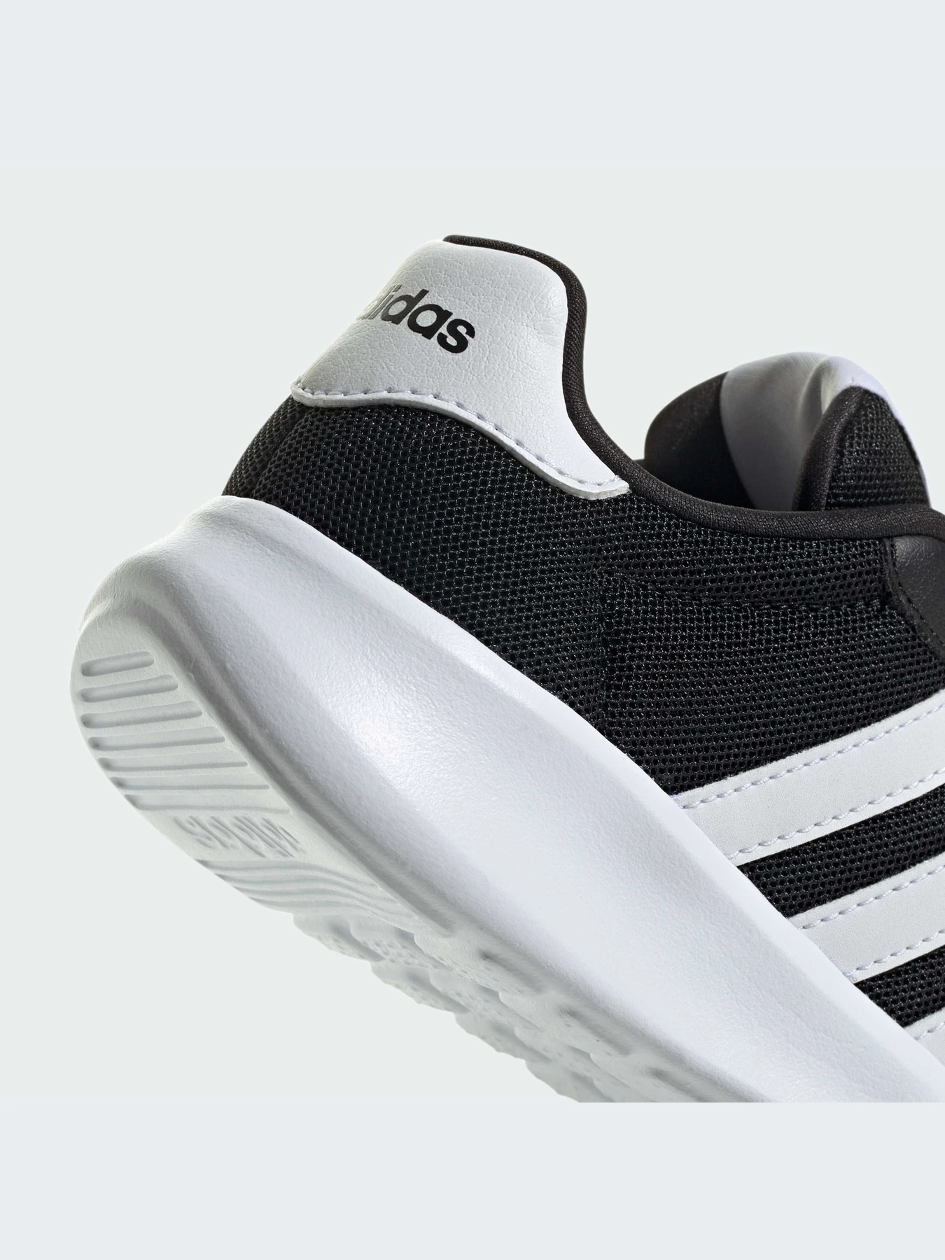 Кроссовки Adidas Lite Racer модель IE2730 Кроссовки Adidas Lite Racer модель IE2730 Фото
