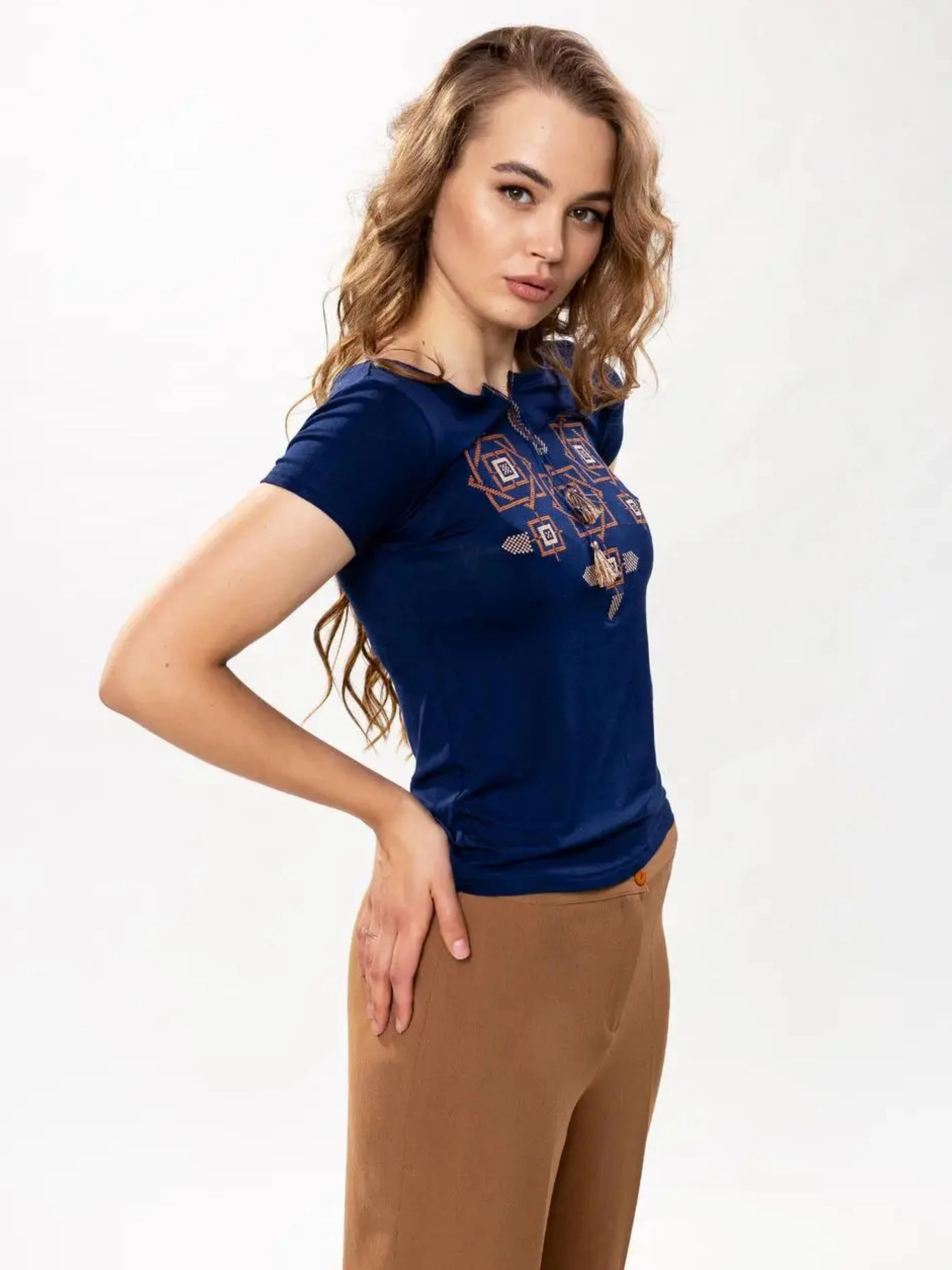 Жіноча Вишита сорочка Melanika фото 3