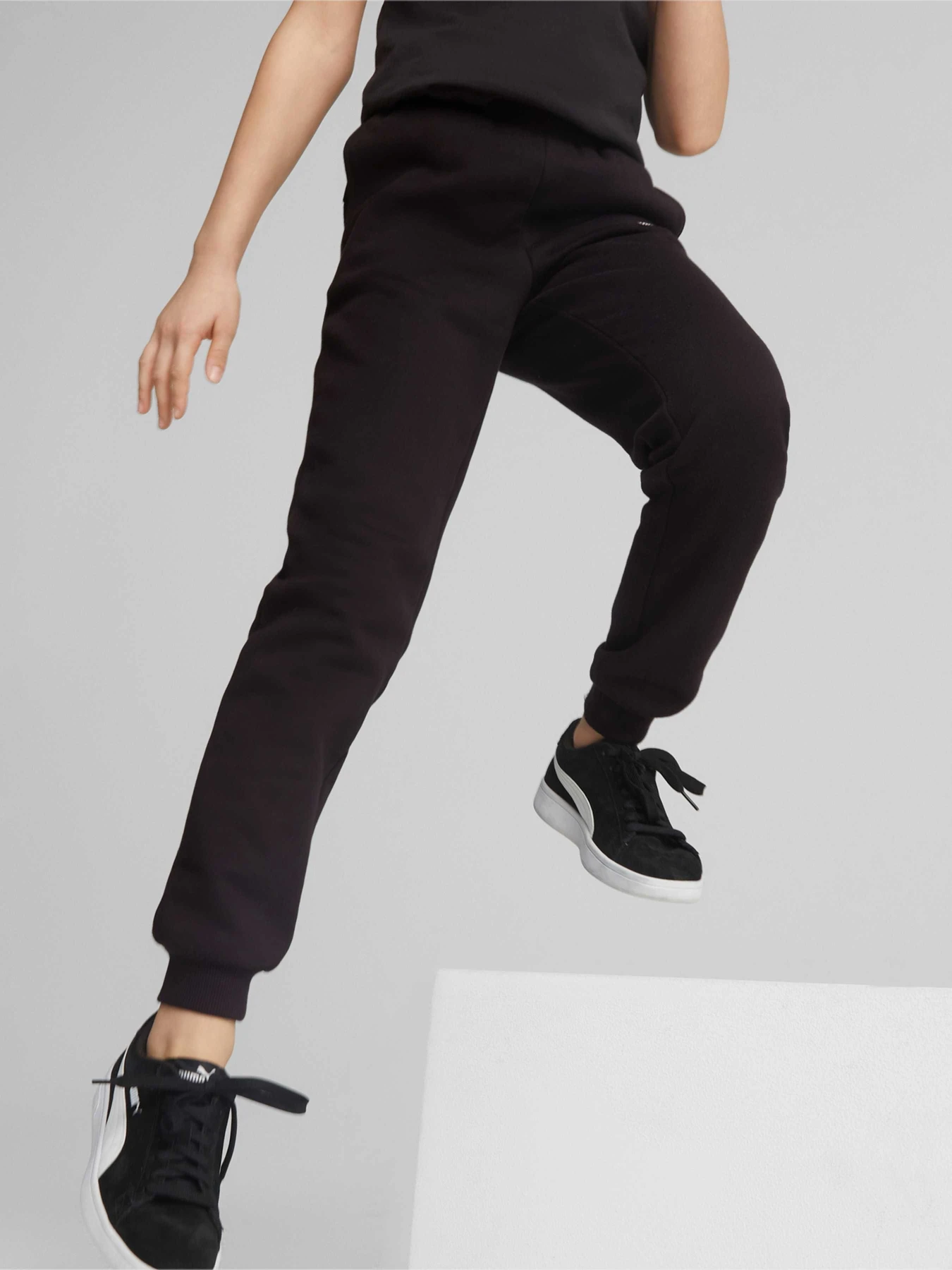 Штани PUMA Sweatpants модель 674495 Фото