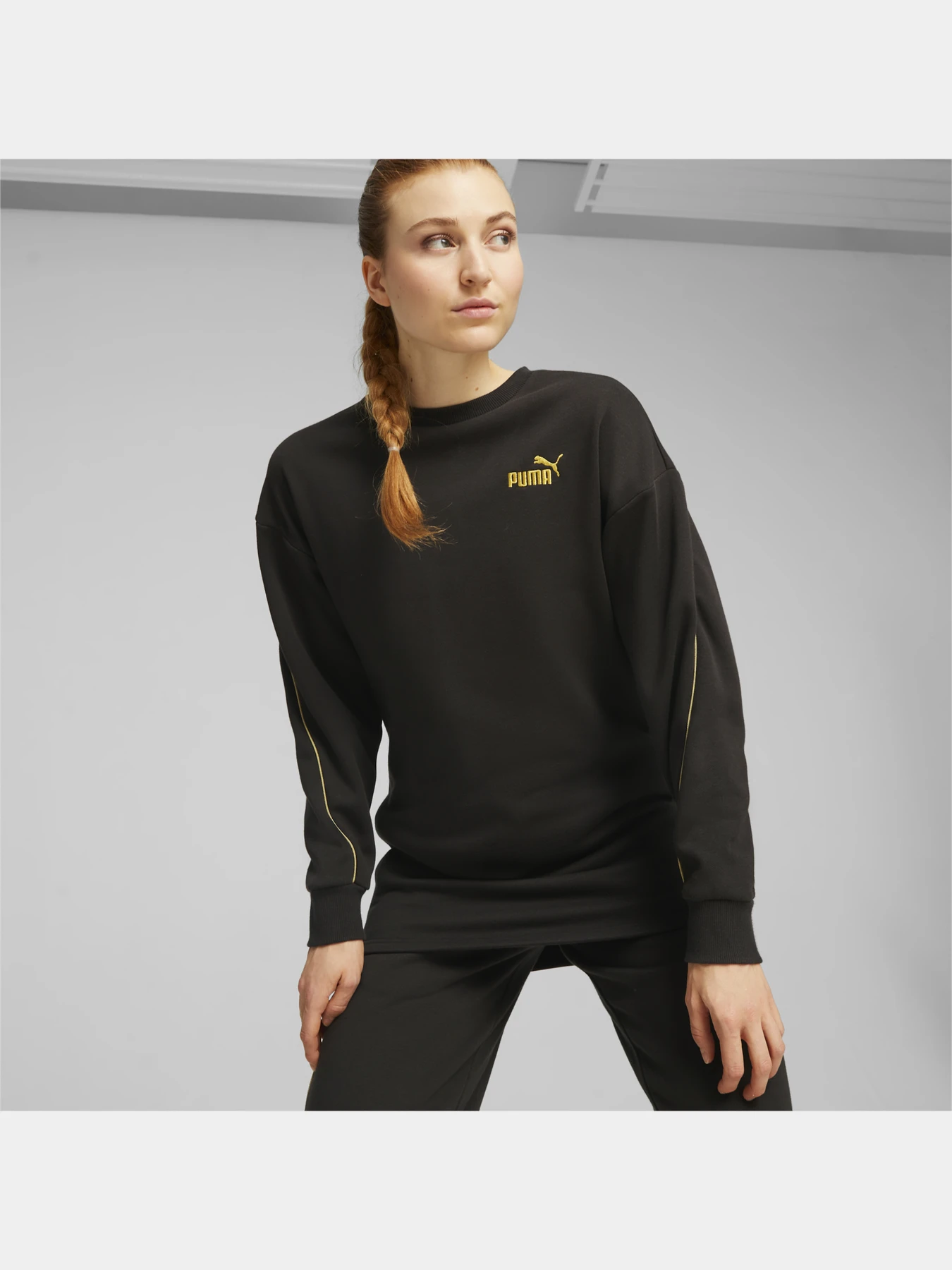 Сукні PUMA Ess+ Minimal Gold Crew Dress модель 680023 Сукні PUMA Ess+ Minimal Gold Crew Dress модель 680023 Фото