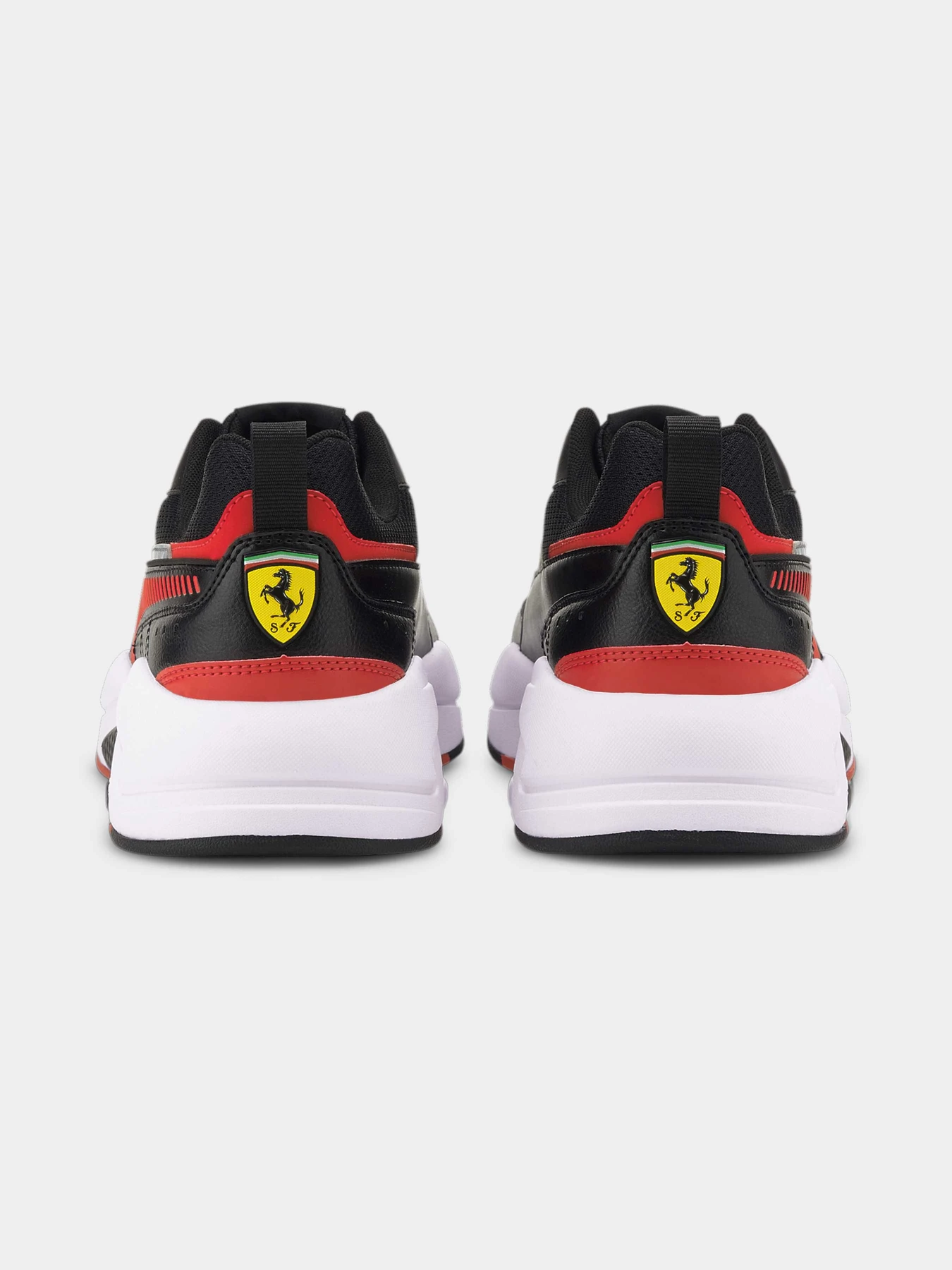 Кросівки PUMA Ferrari Race X-ray 2 модель 306553 Фото