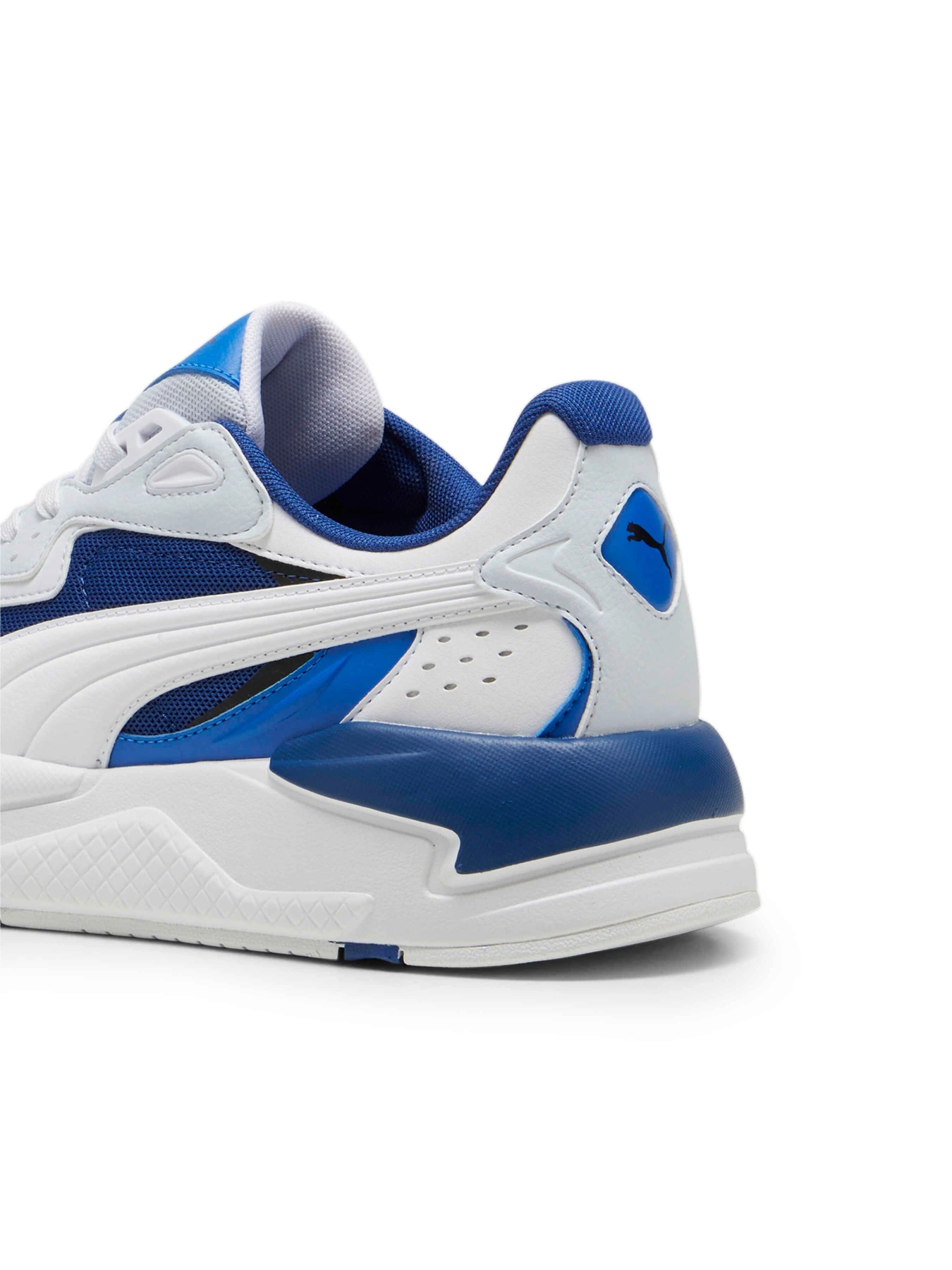 Кроссовки PUMA X-ray Speed модель 384638 Кроссовки PUMA X-ray Speed модель 384638 Фото