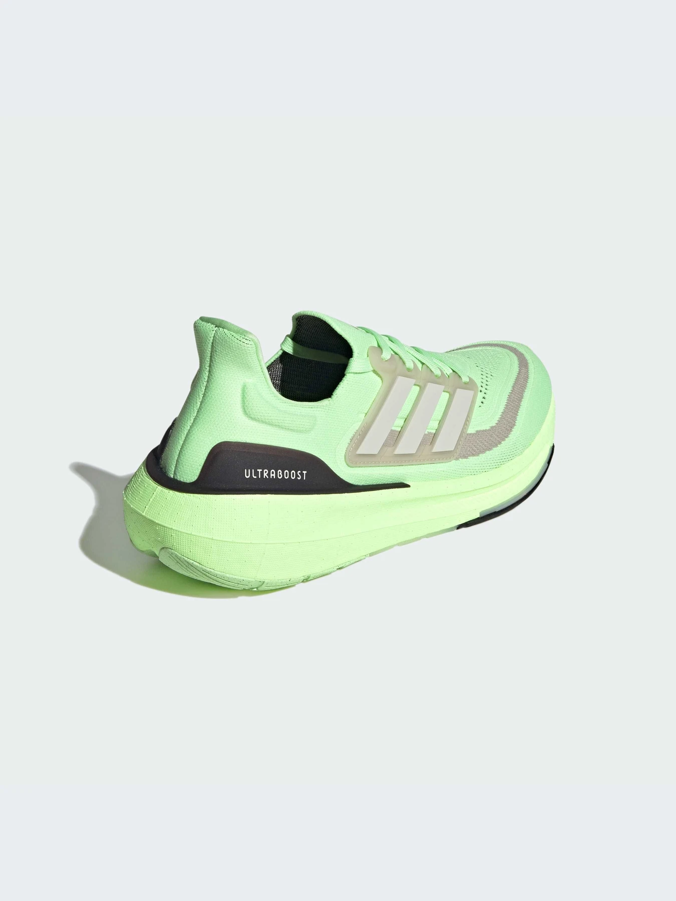 Кроссовки Adidas Ultraboost модель IE3333 Фото