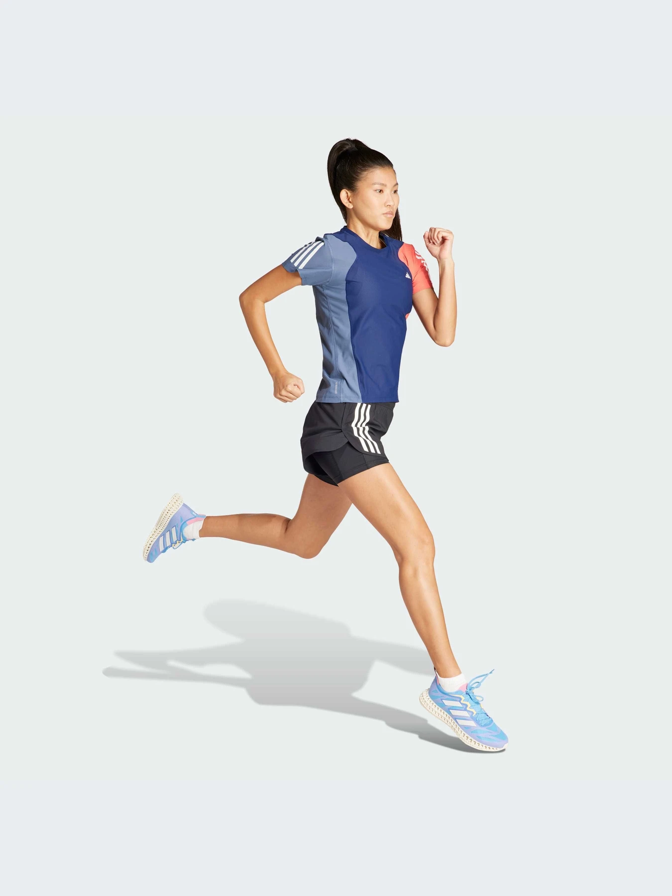 Футболки и поло Adidas модель IK5008 Футболки и поло Adidas модель IK5008 Фото