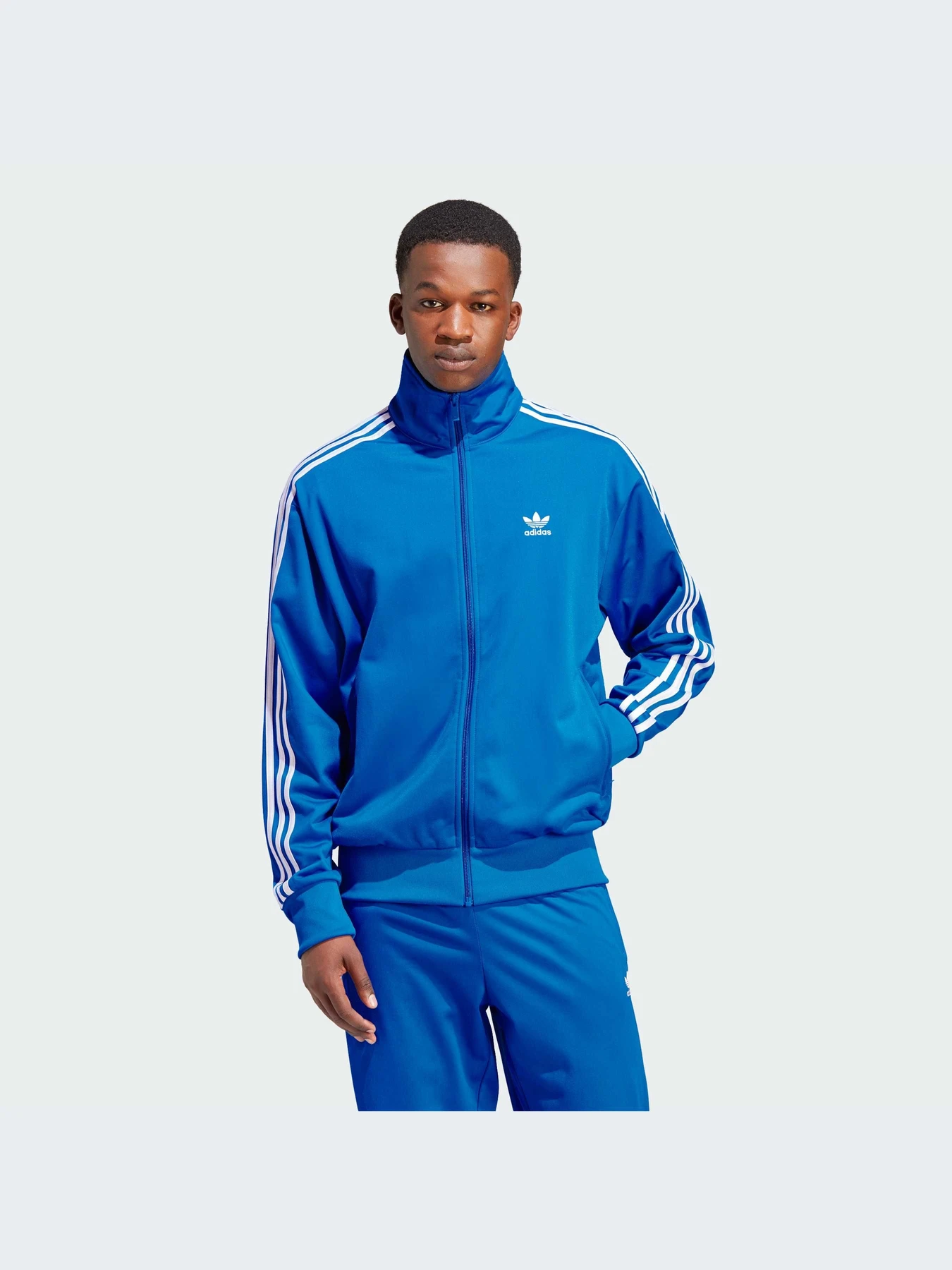 Худи и свитшоты Adidas модель IJ7059 Худи и свитшоты Adidas модель IJ7059 Фото
