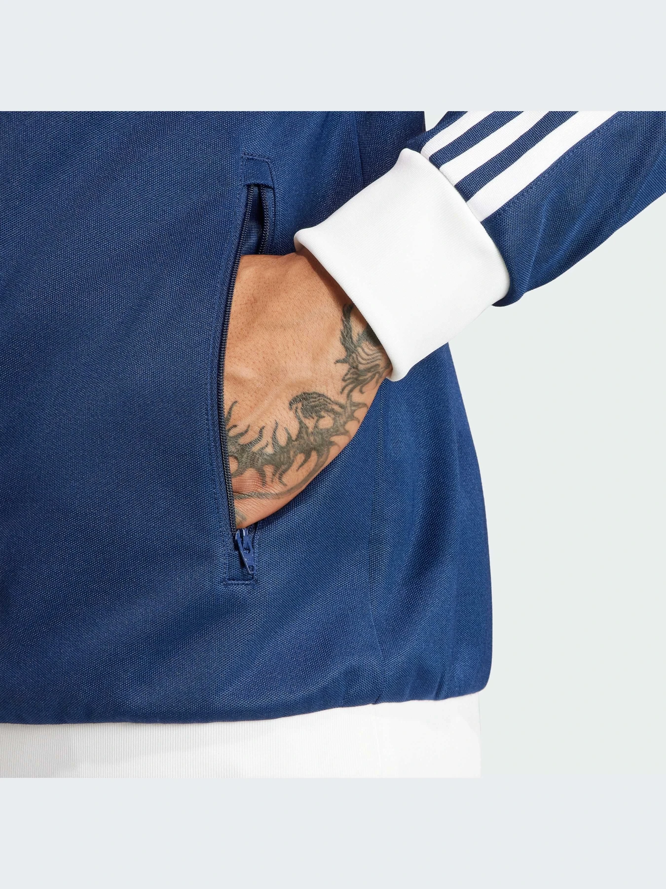 Худи и свитшоты Adidas модель IP0418 Фото
