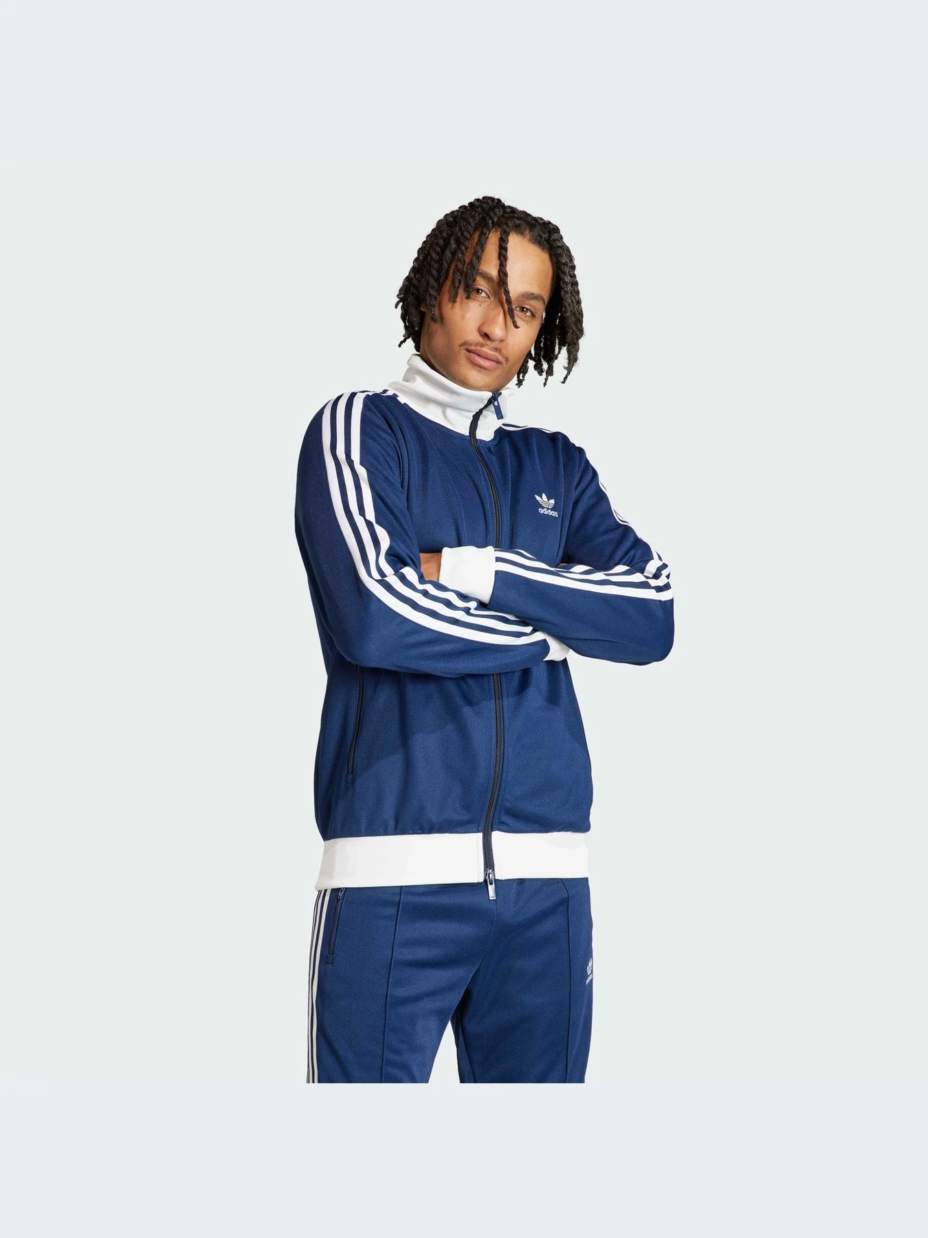 Худи и свитшоты Adidas модель IP0418 Фото