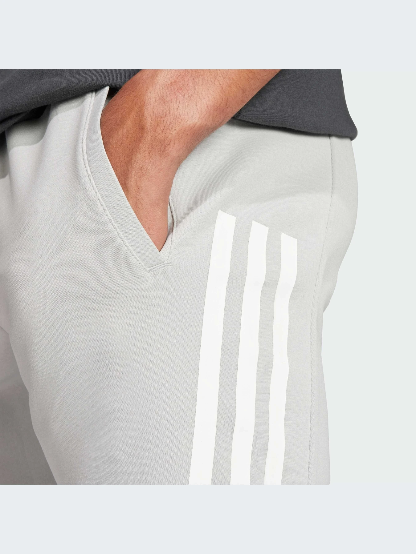 Штани Adidas 3 Stripes модель IR9203 Штани Adidas 3 Stripes модель IR9203 Фото