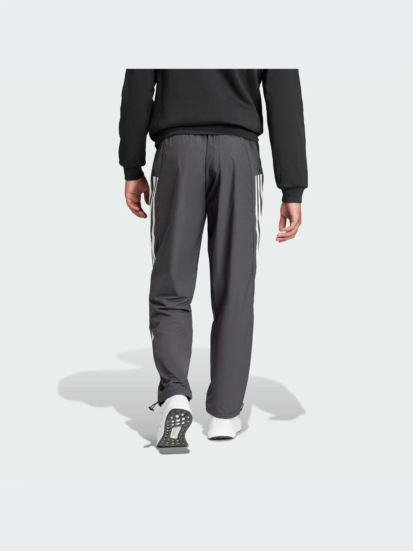 Брюки Adidas модель IN3308 Брюки Adidas модель IN3308 Фото