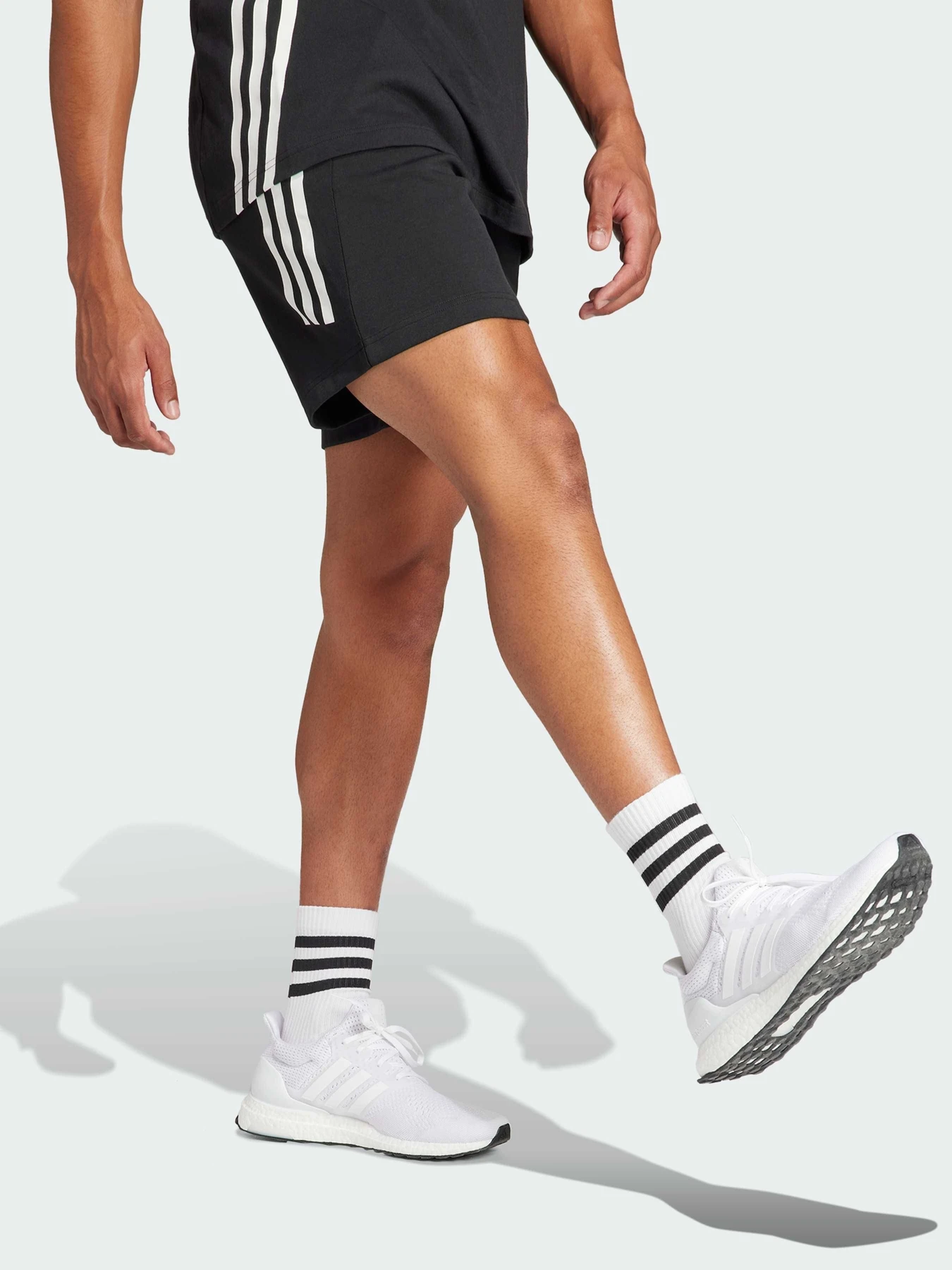 Шорты Adidas 3 Stripes модель IN3312 Шорты Adidas 3 Stripes модель IN3312 Фото