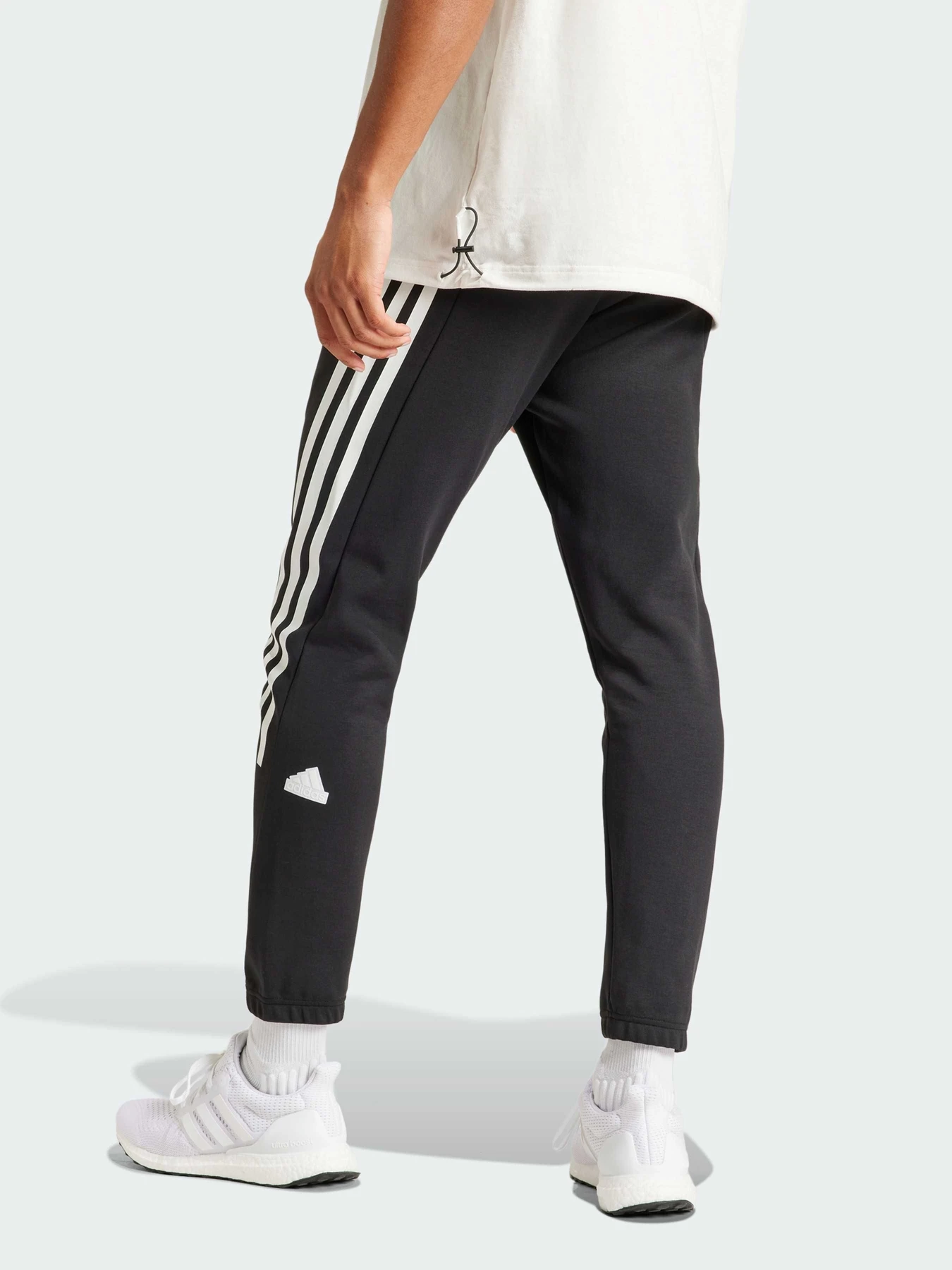 Брюки Adidas 3 Stripes модель IN3310 Фото