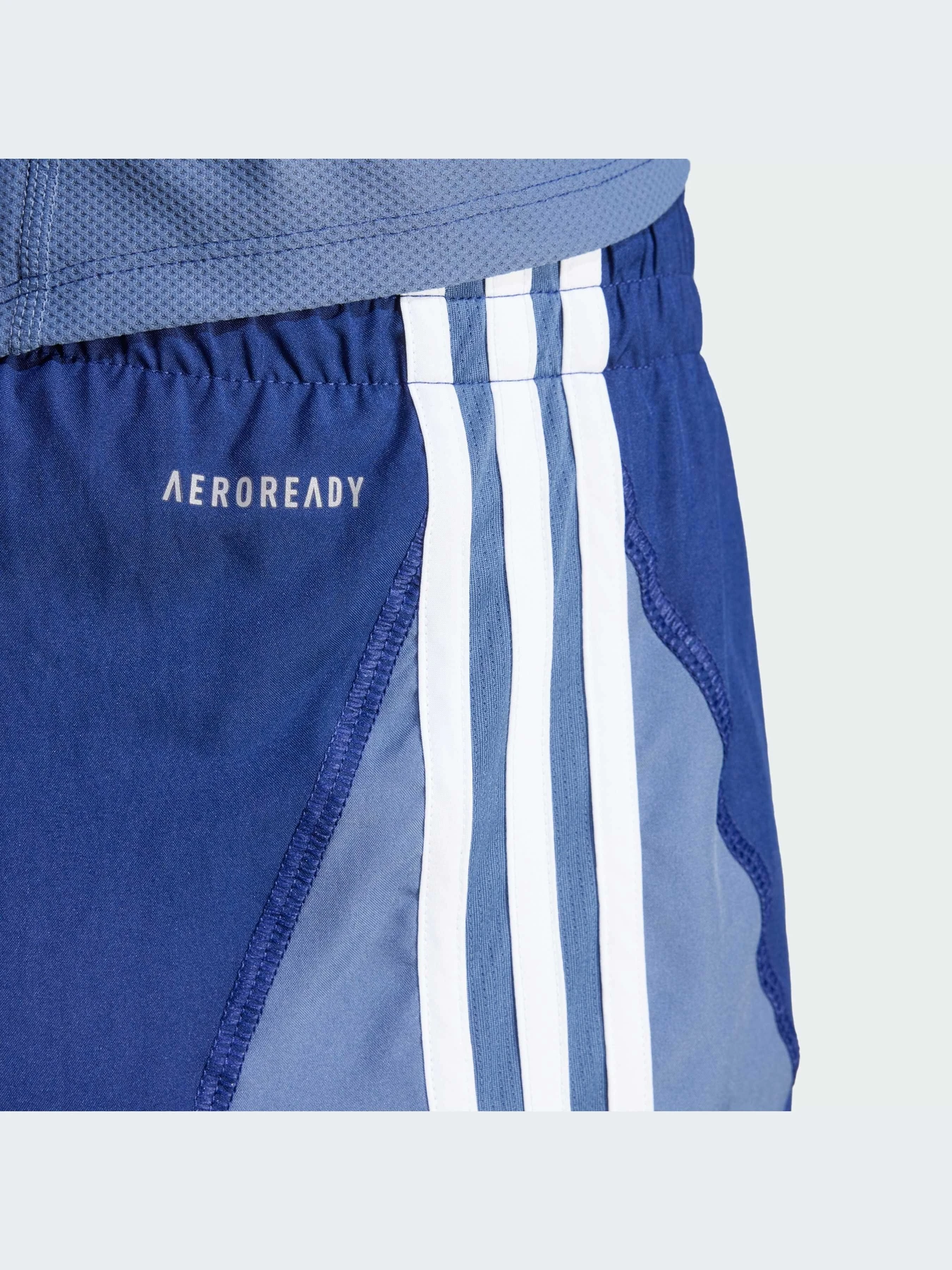 Шорты Adidas модель IK5007 Шорты Adidas модель IK5007 Фото