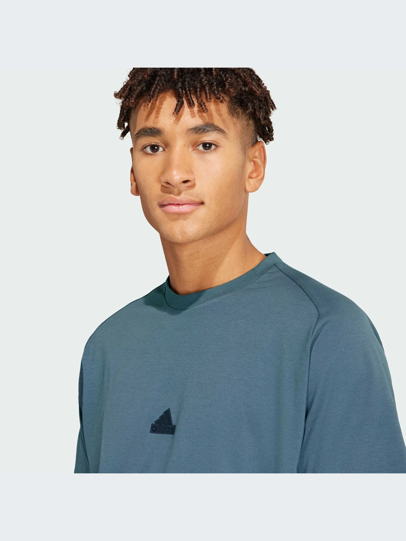 Футболки і поло Adidas ZNE модель IS8358 Футболки і поло Adidas ZNE модель IS8358 Фото
