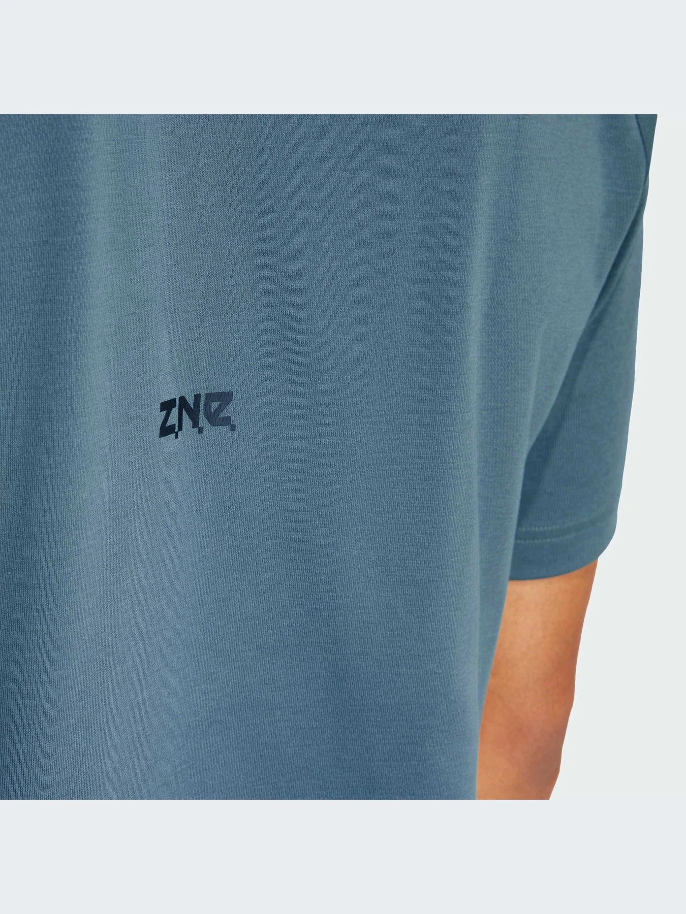 Футболки і поло Adidas ZNE модель IS8358 Футболки і поло Adidas ZNE модель IS8358 Фото