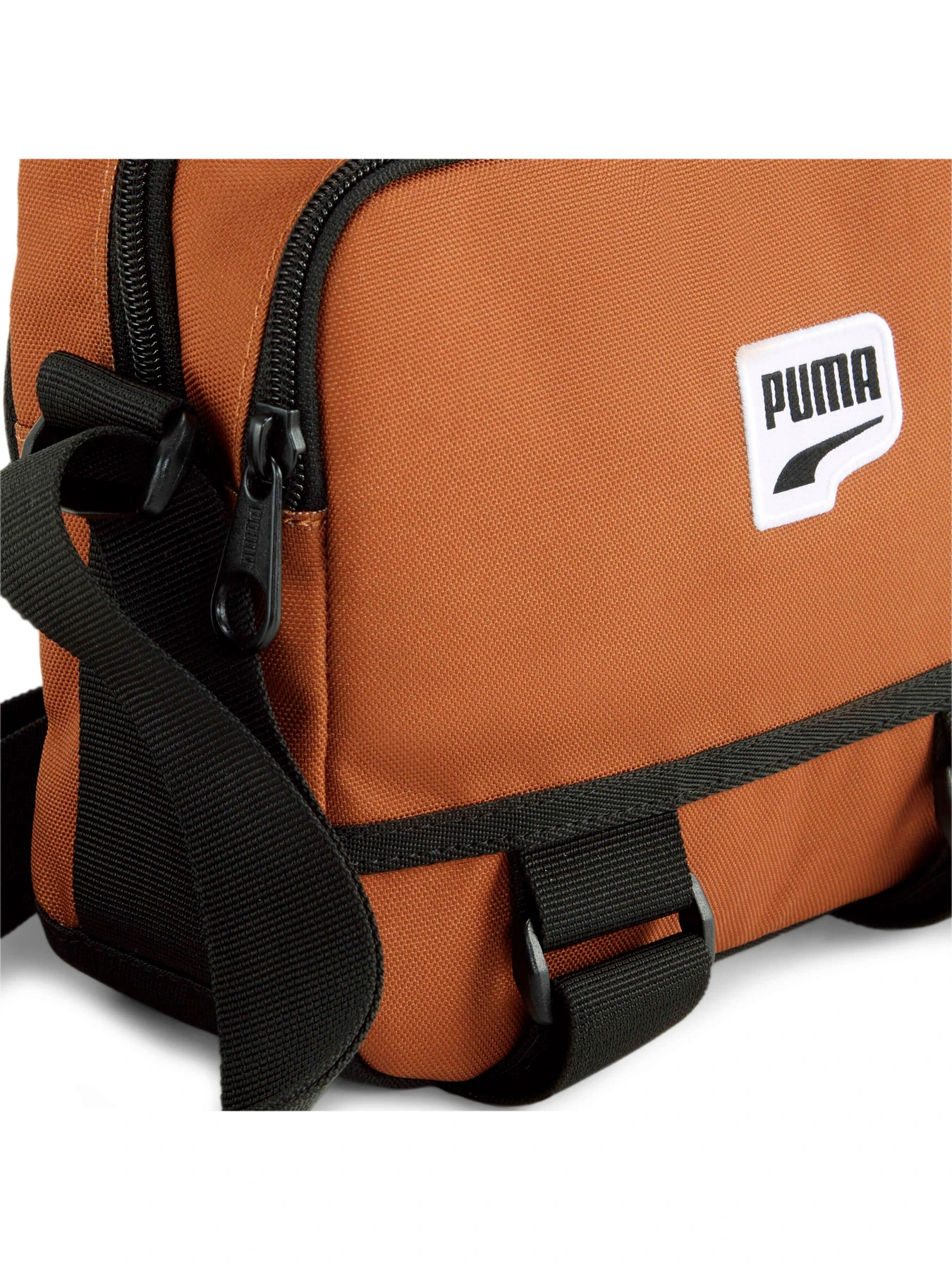Сумки PUMA Downtown X-body модель 090256 Сумки PUMA Downtown X-body модель 090256 Фото