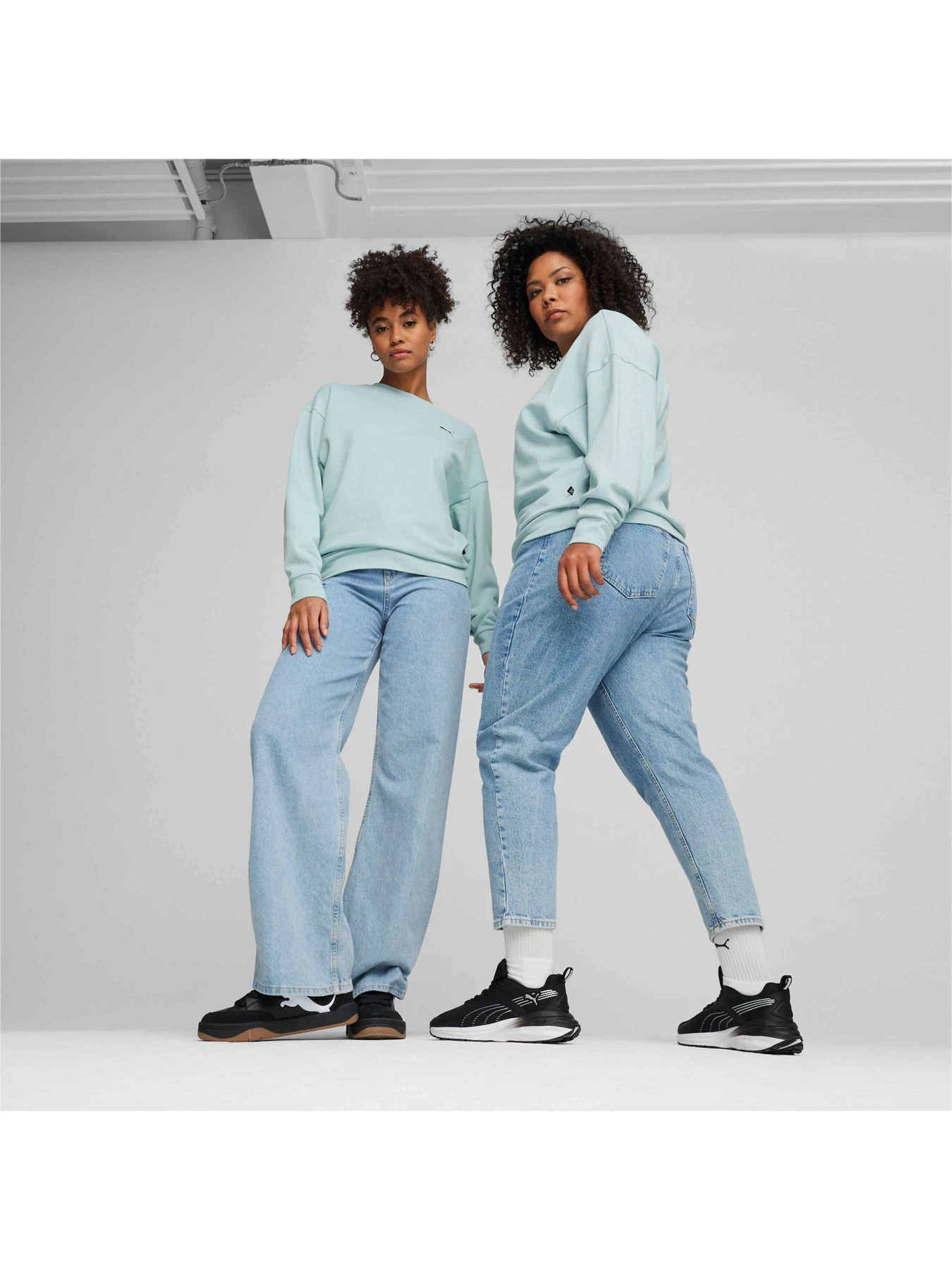 Худі та світшоти PUMA Better Essentials Crew модель 675987 Фото