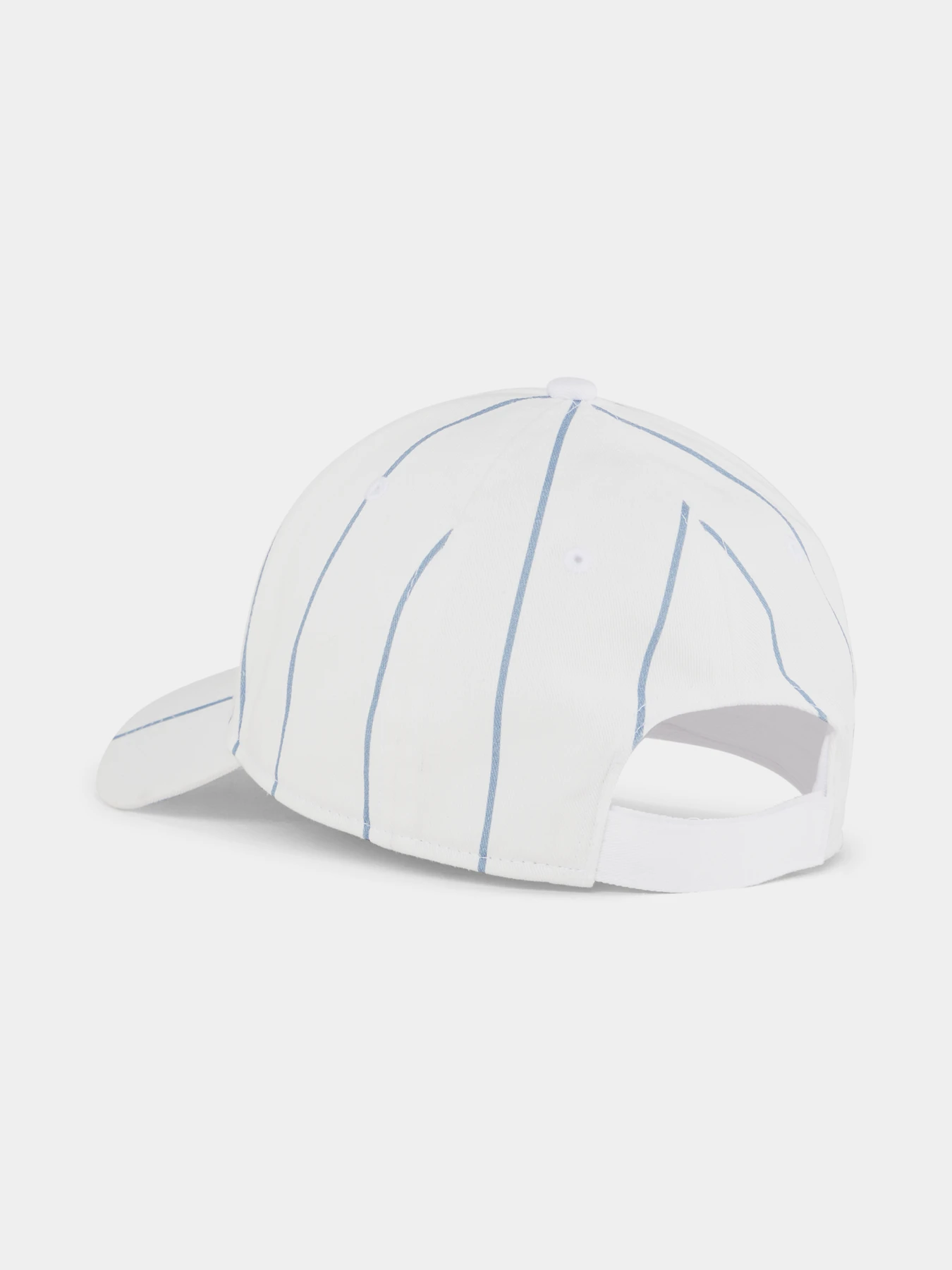 Шапки и кепки PUMA Ess + Squad Aop Bb Cap модель 025361 Шапки и кепки PUMA Ess + Squad Aop Bb Cap модель 025361 Фото