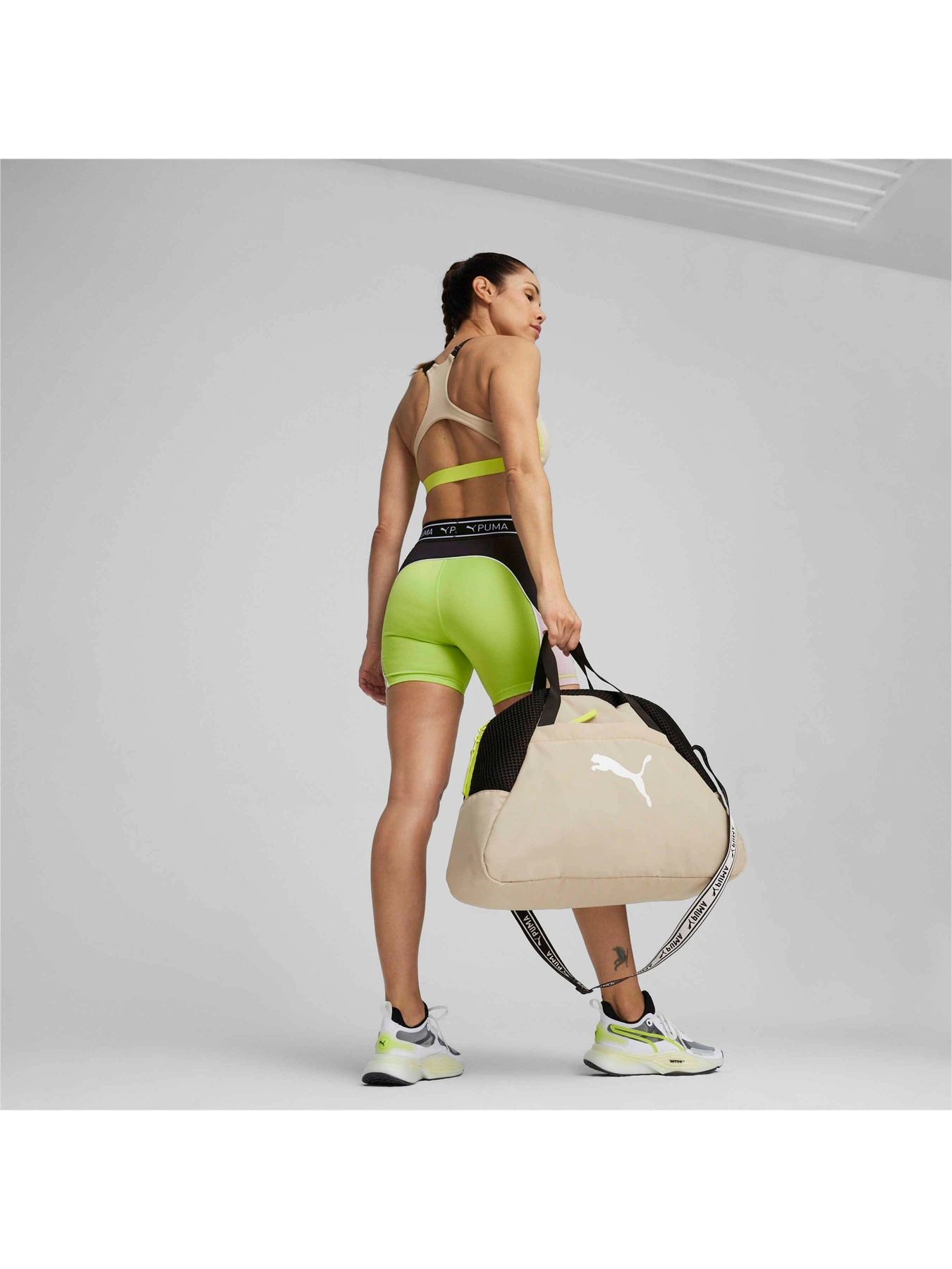 Сумки PUMA At Ess Grip Bag модель 090006 Фото