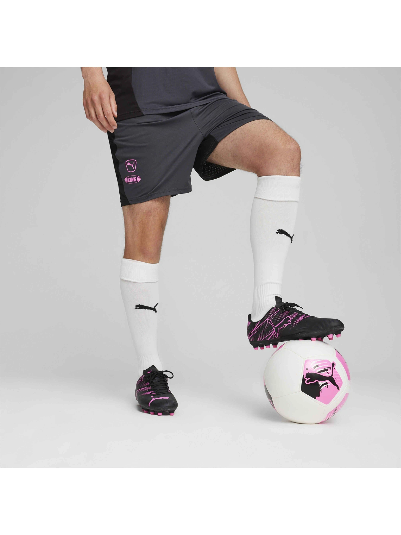 Шорти PUMA King Pro Shorts модель 658349 Шорти PUMA King Pro Shorts модель 658349 Фото